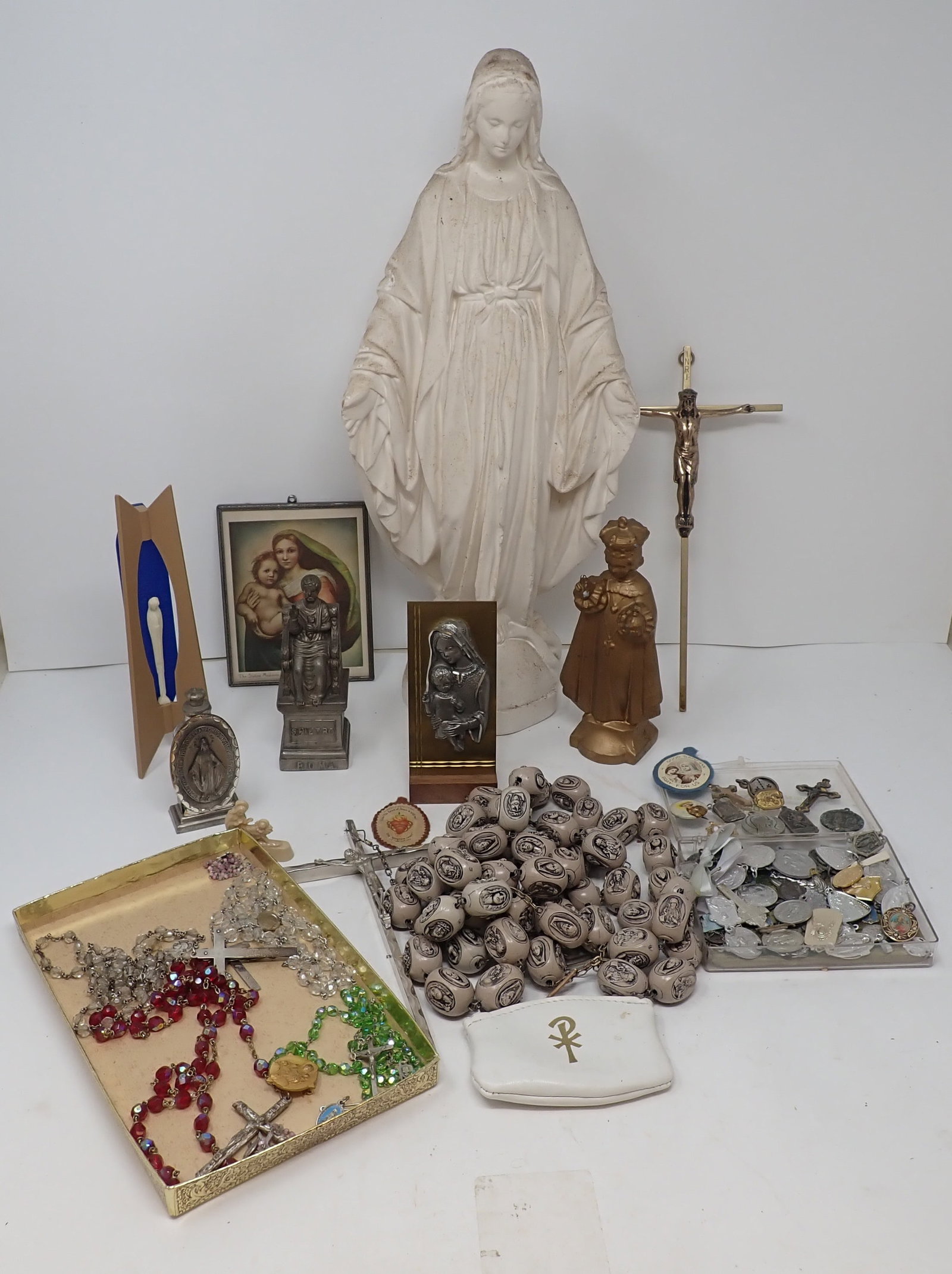 Lot of Misc Religious: Tallest is approx 17 1/2" tall. Shipping available