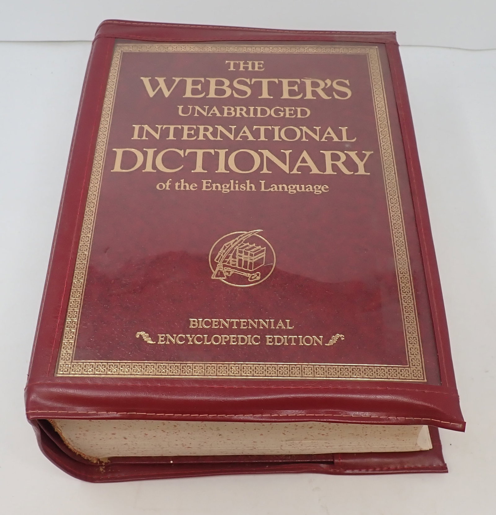1976 Webster's Unabridged International Dictionary: Shipping available