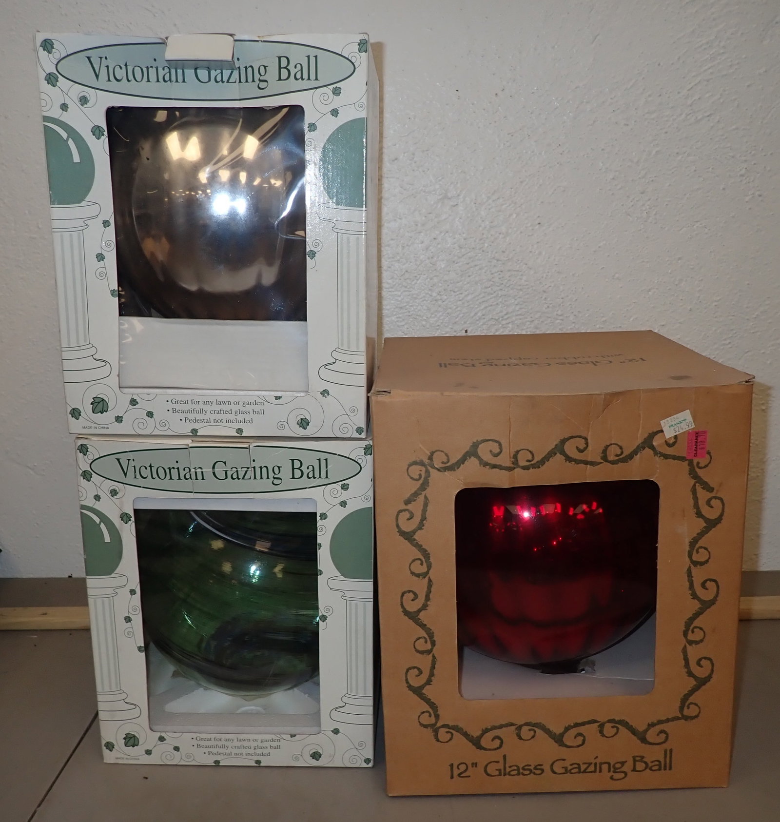 3 Gazing Balls: NO in house shipping !