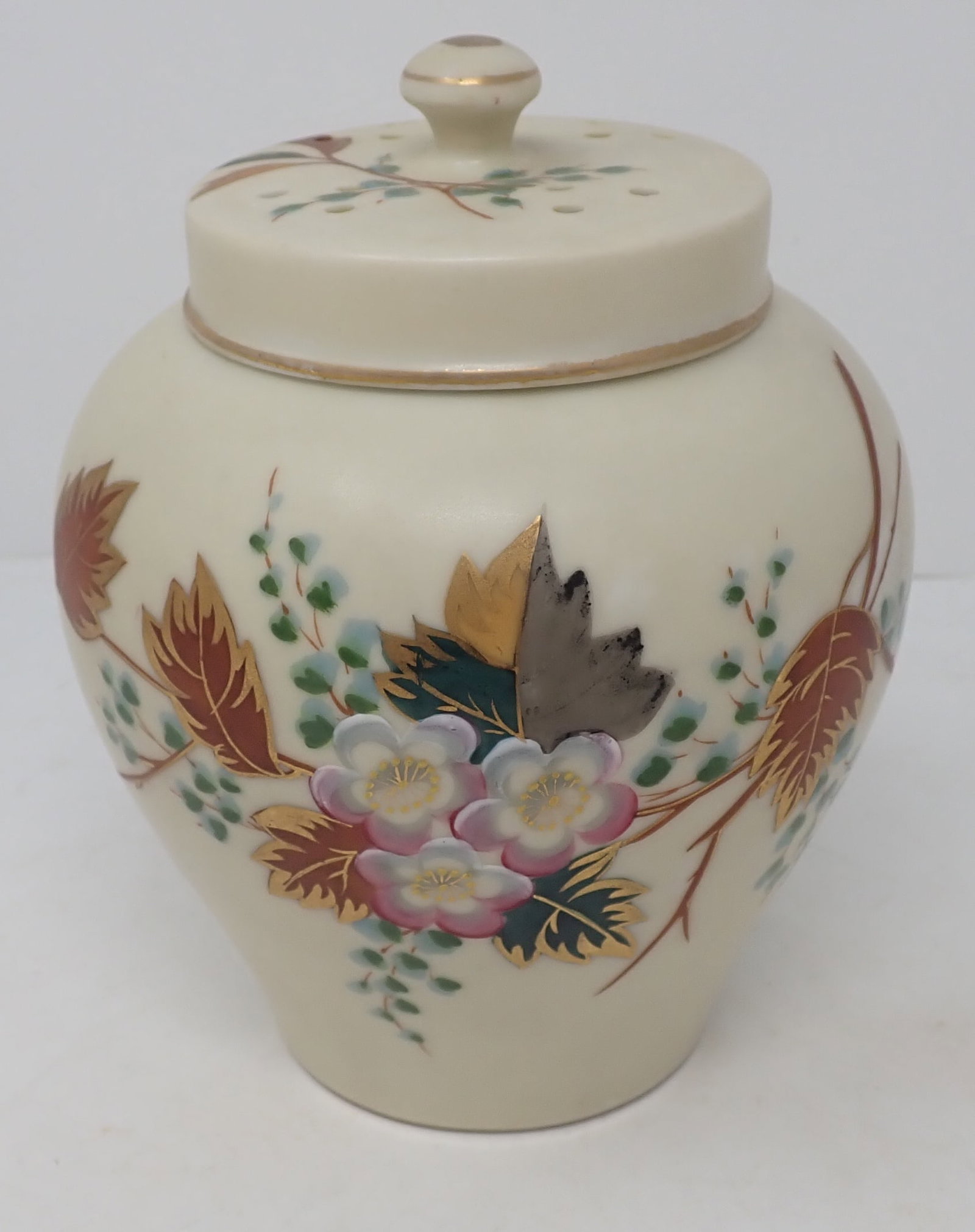 Victoria Porcelain Ginger Jar (1 of 3)