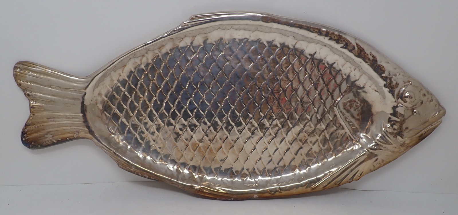 Reed & Barton Silverplate Fish Platter (1 of 3)