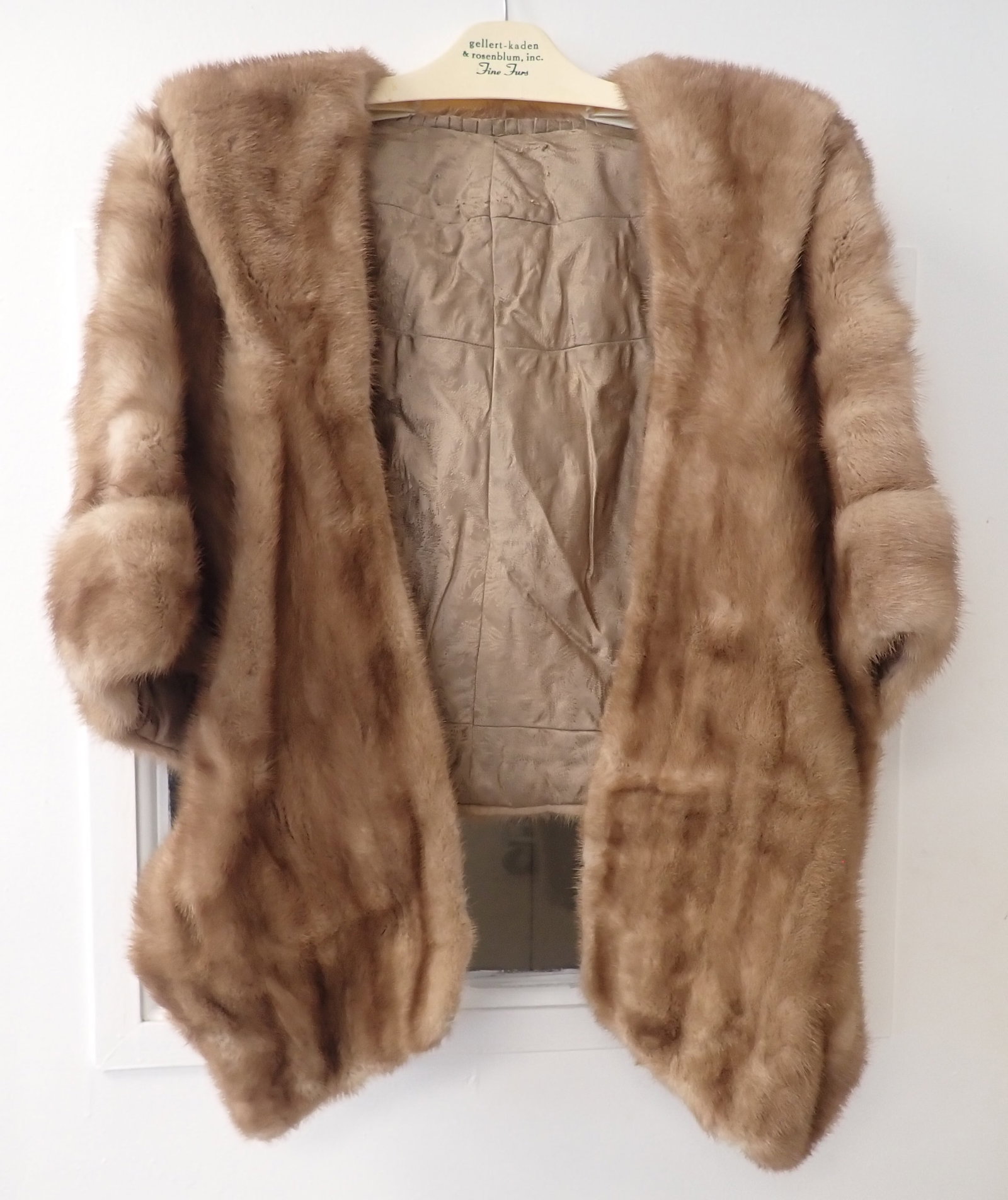 Mink Fur Stole: Approx 31" wide and 29" long. Shipping available