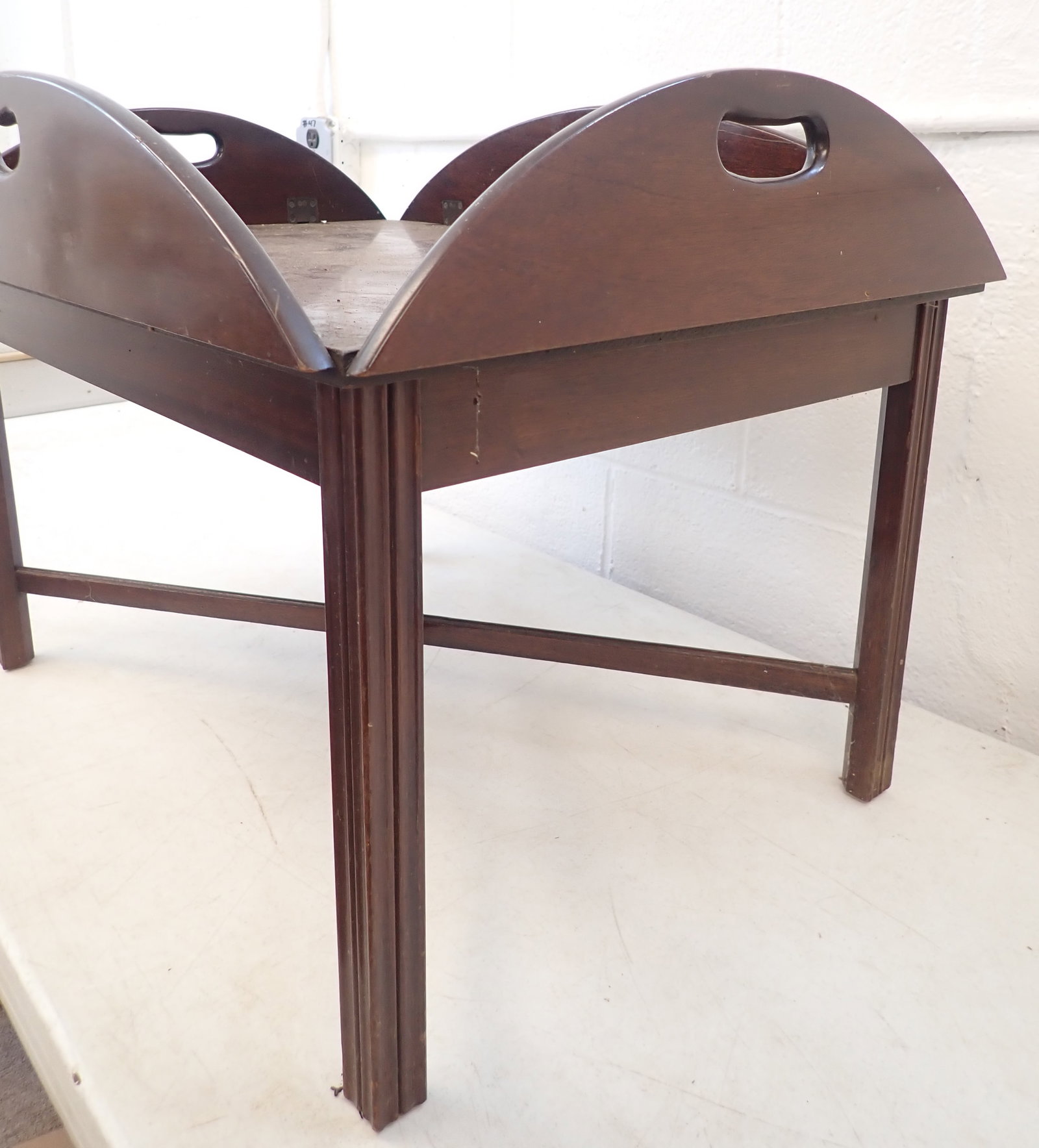 Butlers Table - 3