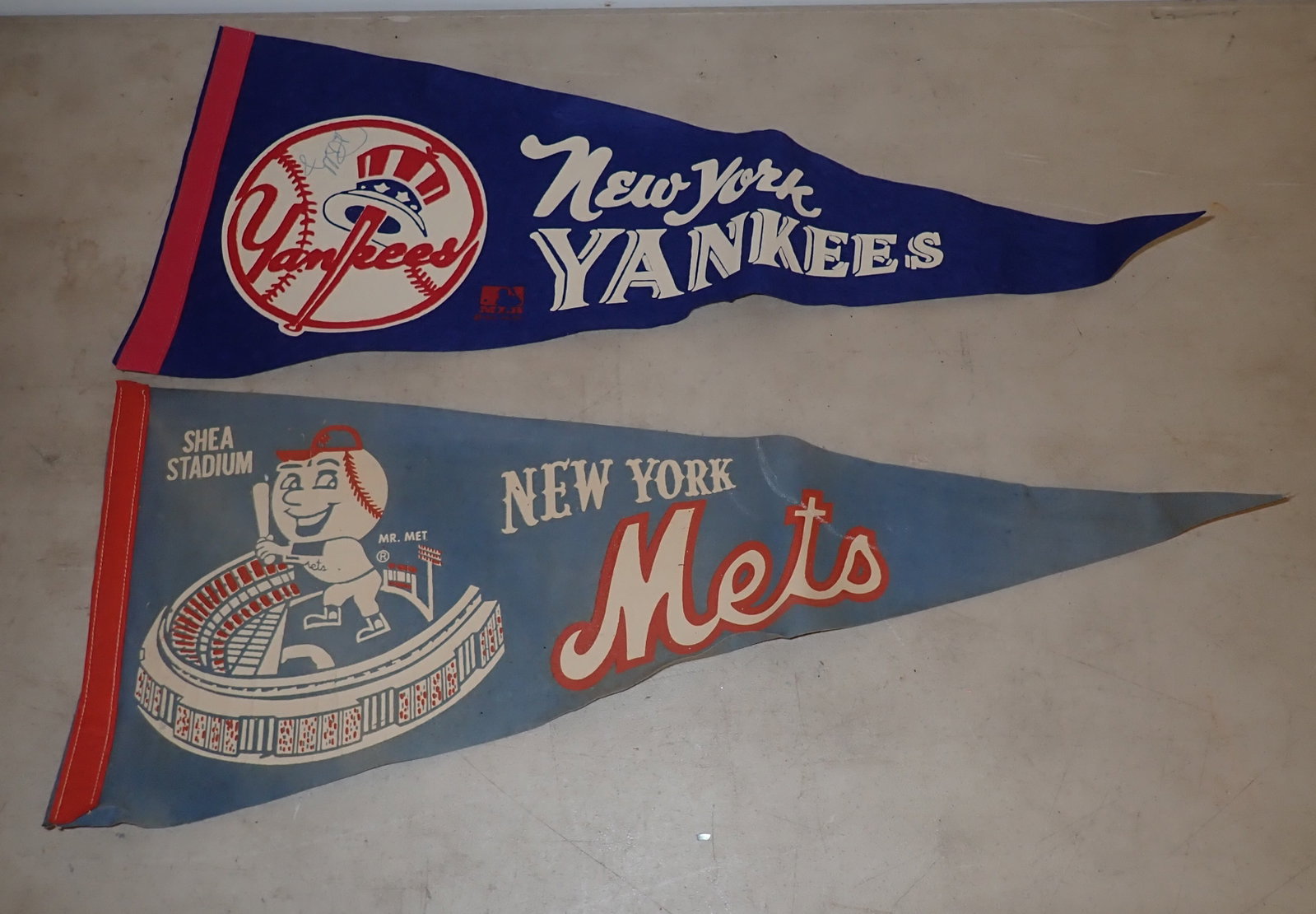 Mets & Autographed Yankees Baseball Pennants: Approx 11 1/2" x 28 1/2". Shipping available