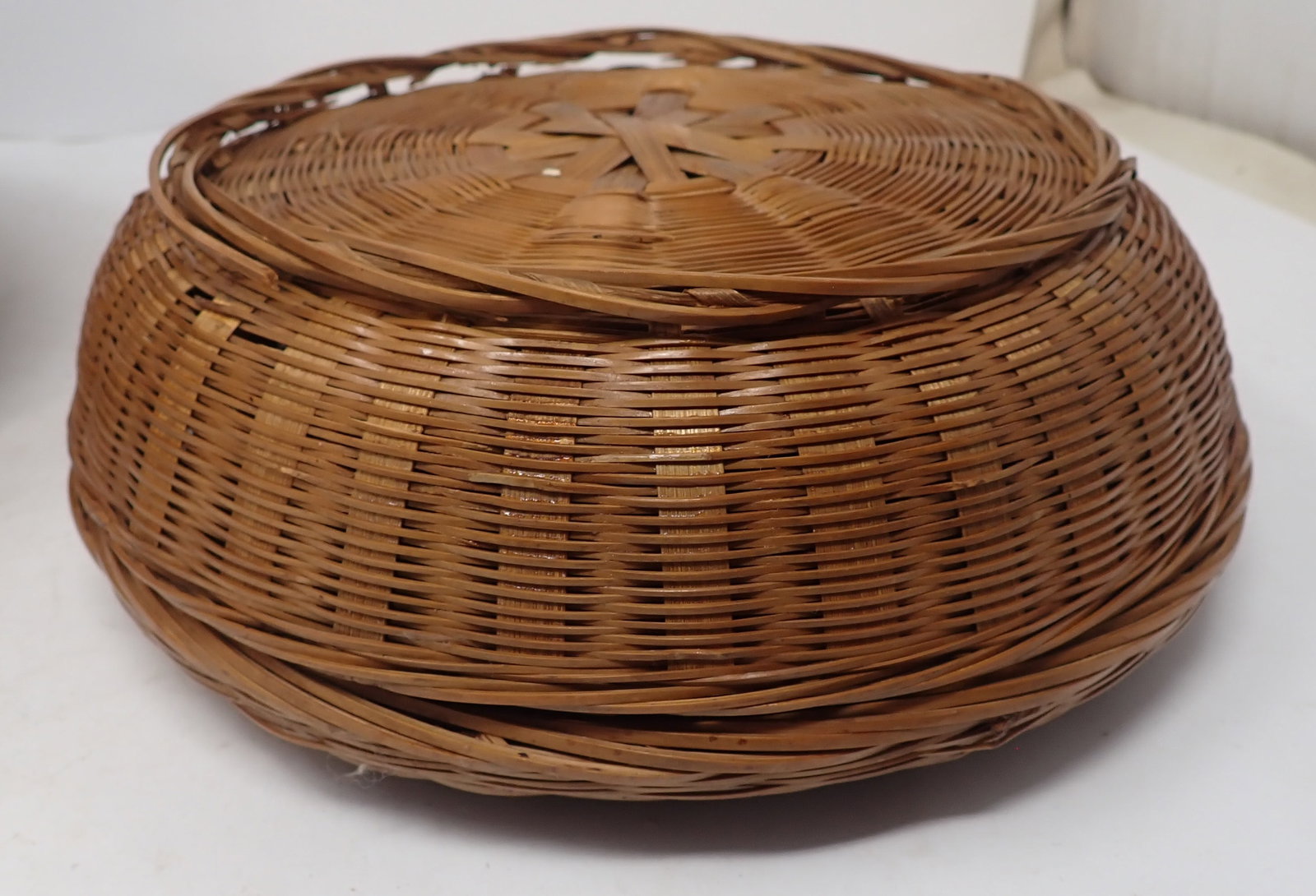 Sewing Baskets & Thread - 7