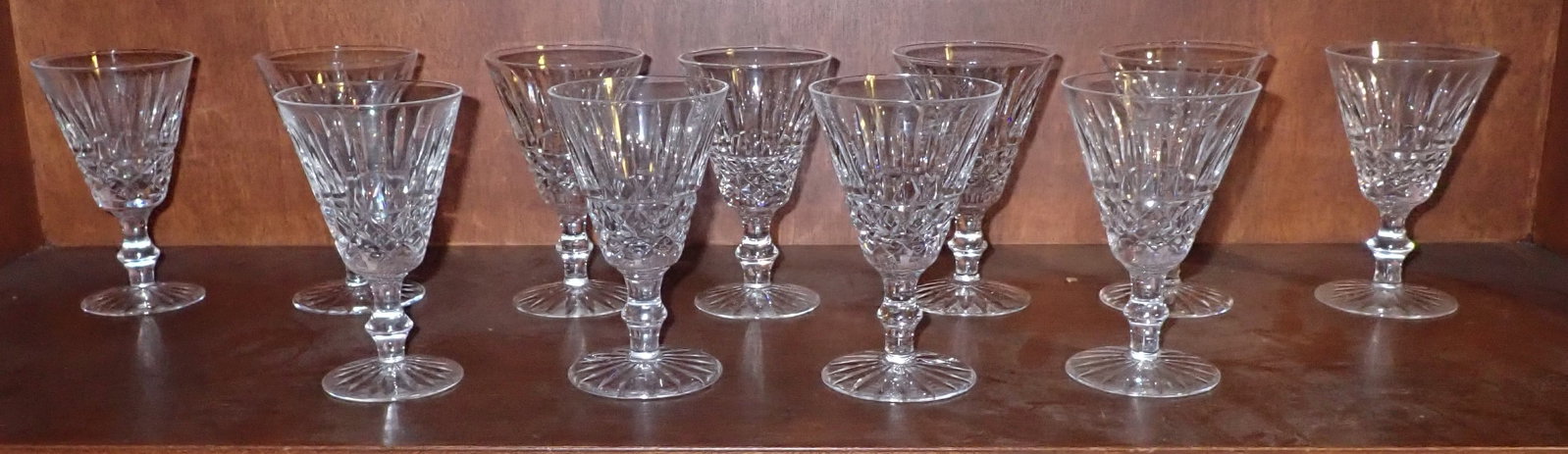 11 Waterford Crystal Trumore Pattern Wine Glasses (1 of 3)