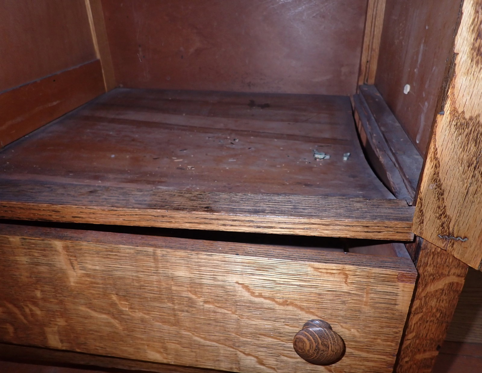 Oak Chifferobe - 5