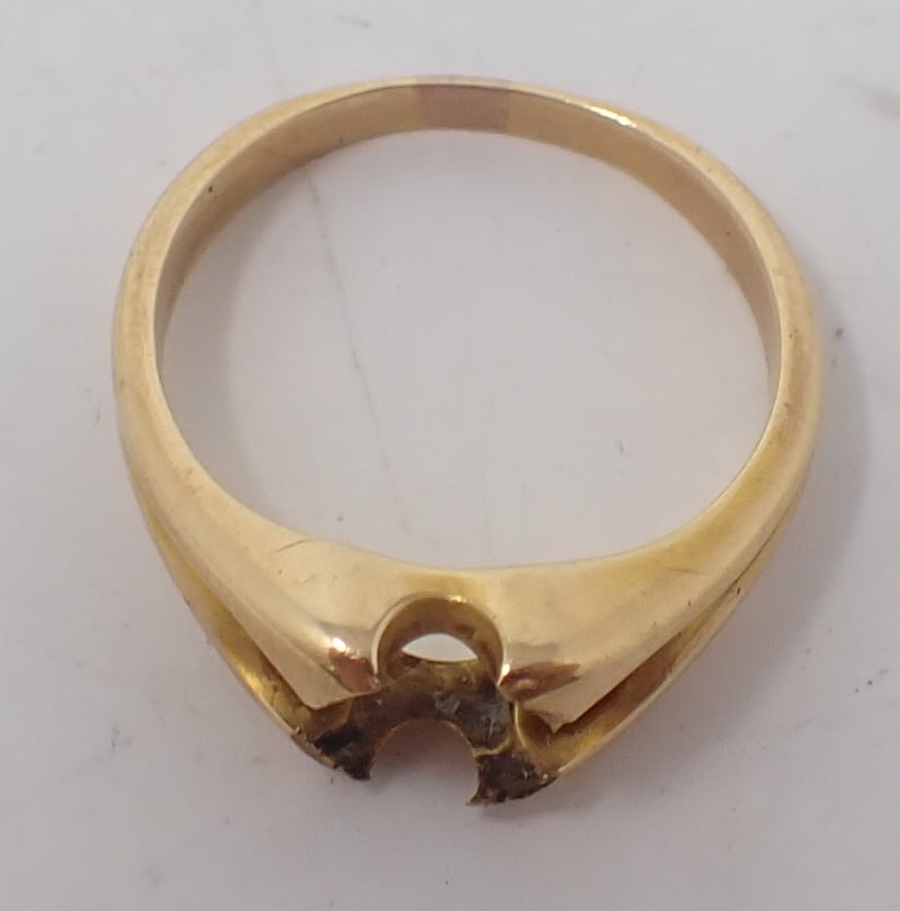 Ring Marked 18 - 2