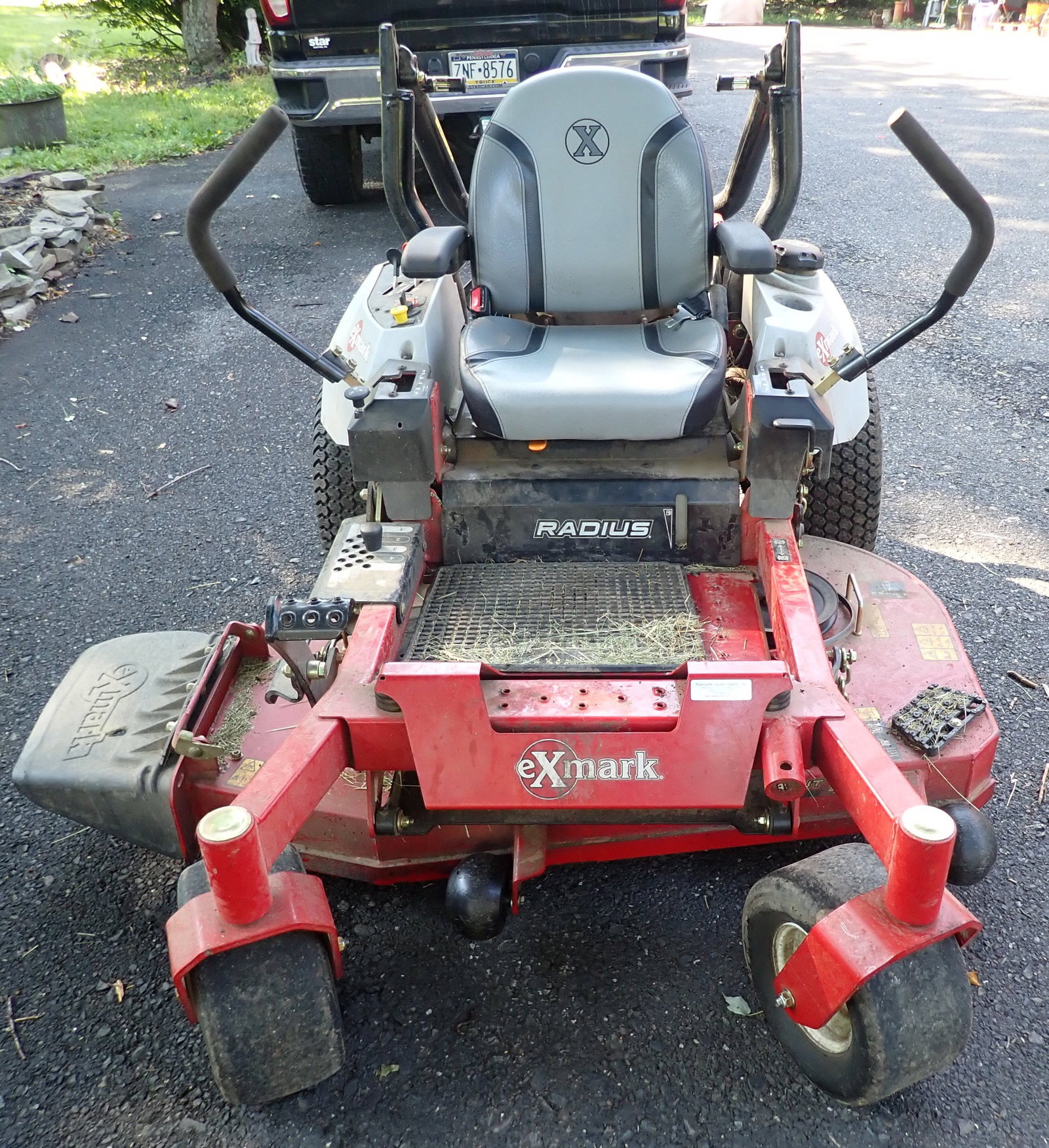 eXmark E- Series Zero Turn Mower - 3