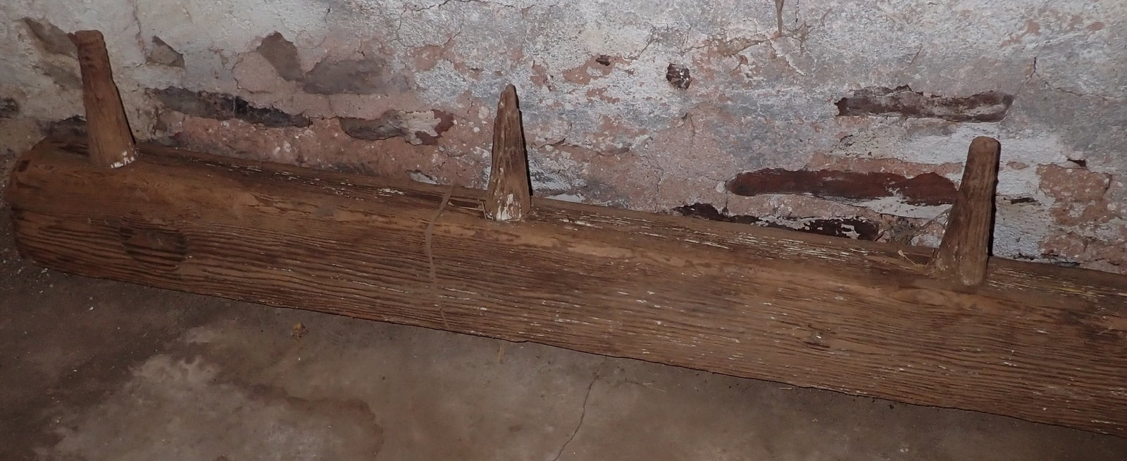 Insulator Post - 4