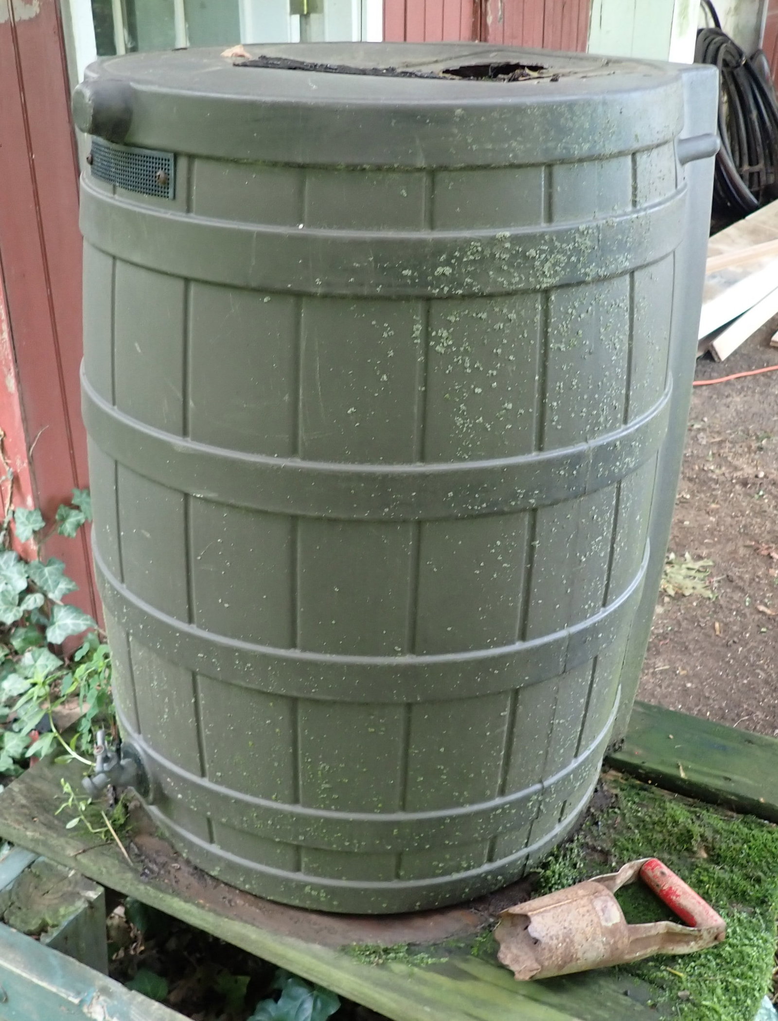 Rain Water Barrel & 3 Wind Chimes (1 of 6)