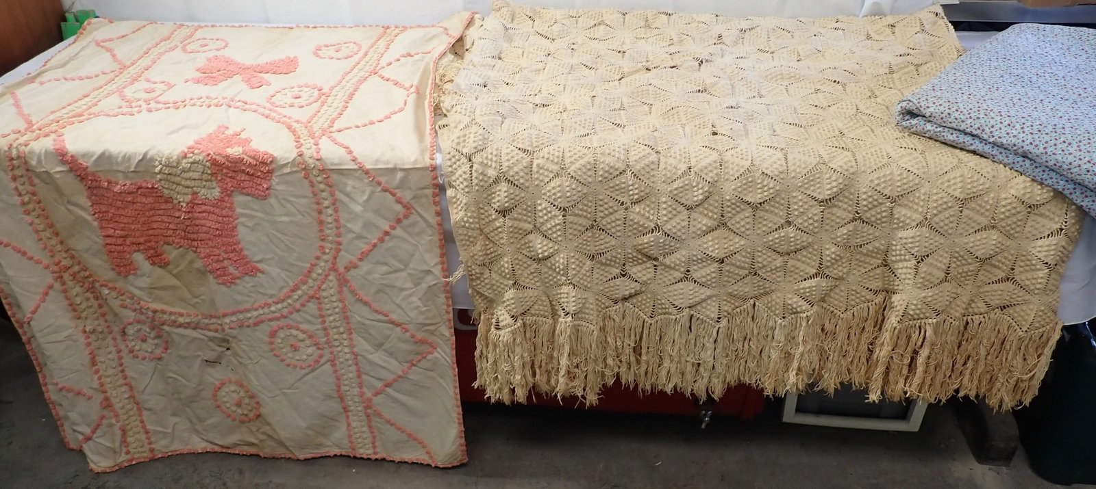 Bedspread , Quilt, & Scotty Dog Chenille Crib Bedspread (1 of 5)