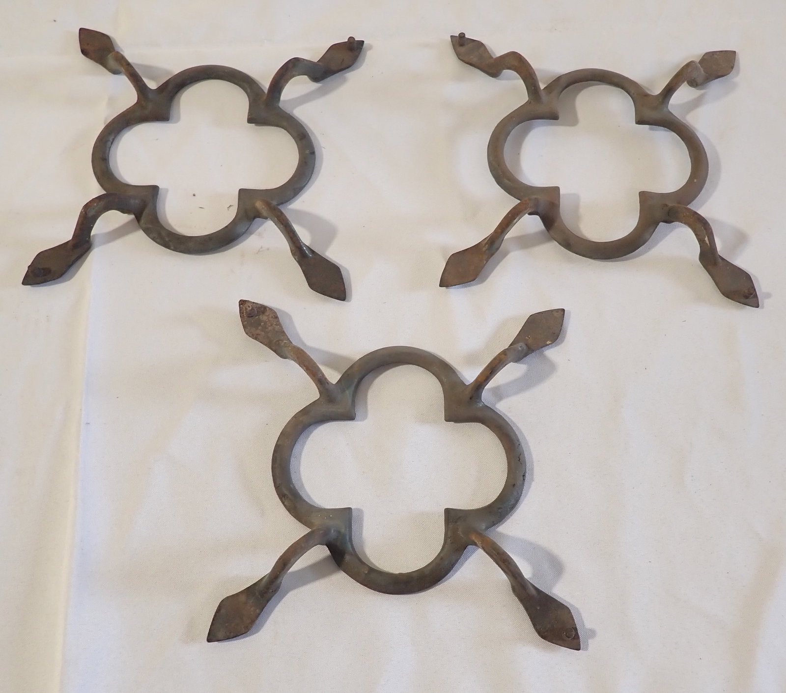 3 Iron Trivets (1 of 8)