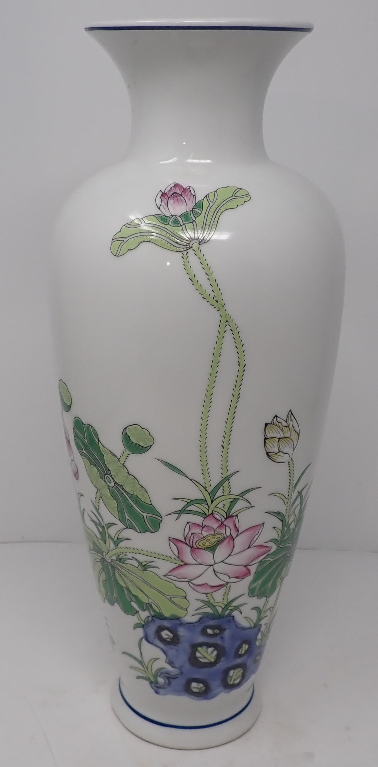 Andrea Sadek Porcelain Vase: Approx 5 1/4" in diameter and 14 1/2" tall. Shipping available