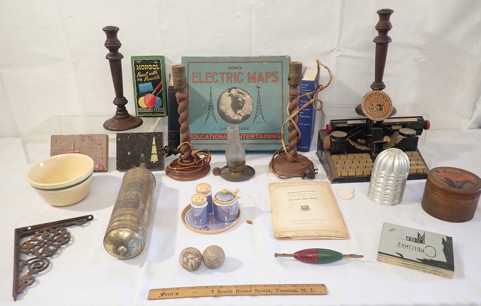 Marx Typewriter , Early Golf Balls, Pyrene Fire Extinguisher & Misc (1 of 10)