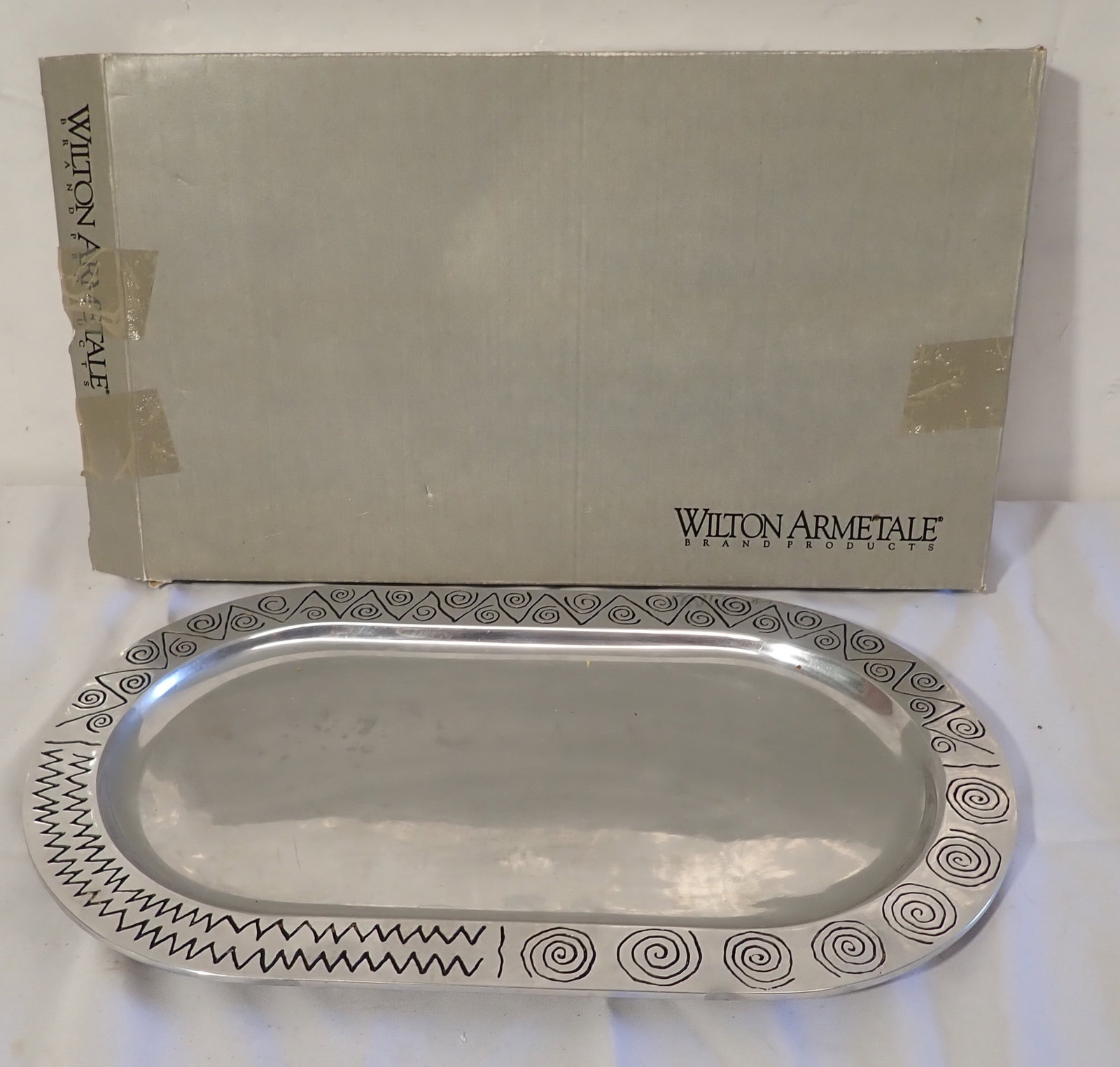 Wilton ArmetaleTray: Apprx 10 7/8" x 18 1/2" long. Shipping available