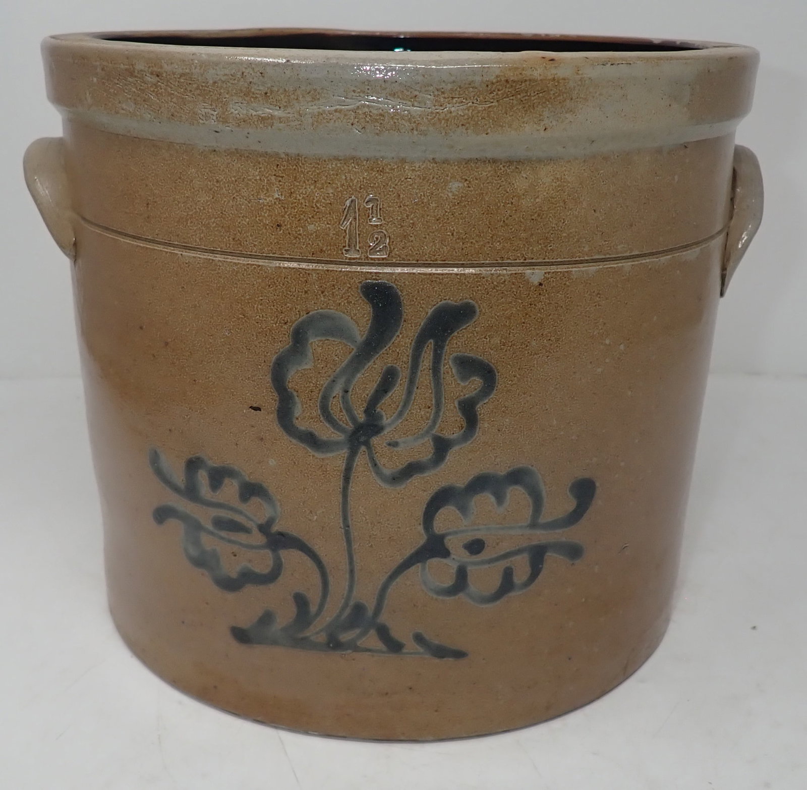 1 1/2 Gallon Blue Decorated Stoneware Crock: Apprx 9" in diameter and 7 3/4" tall. Shipping available ($30 handling charge, plus postage)