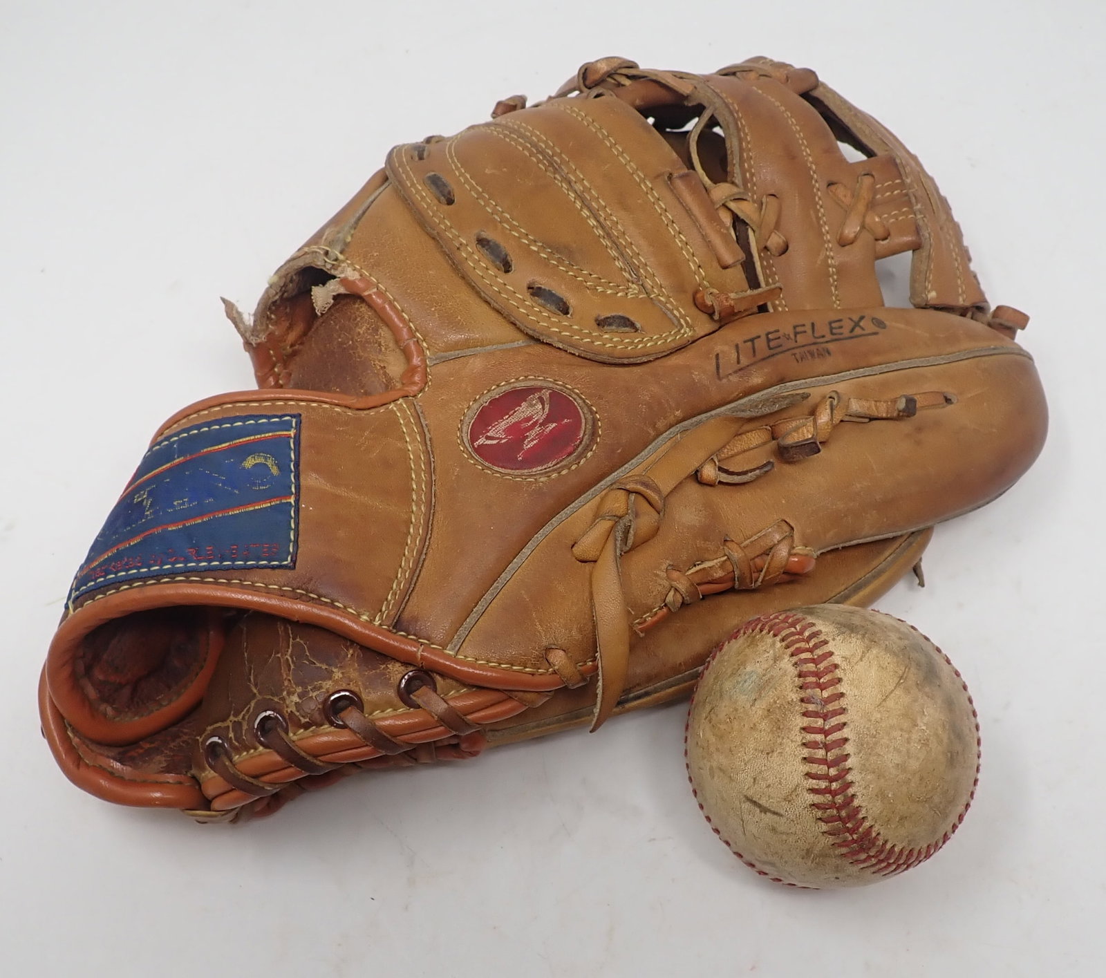 Mizuno Ollo Professional 6791 Baseball Glove: Shipping available