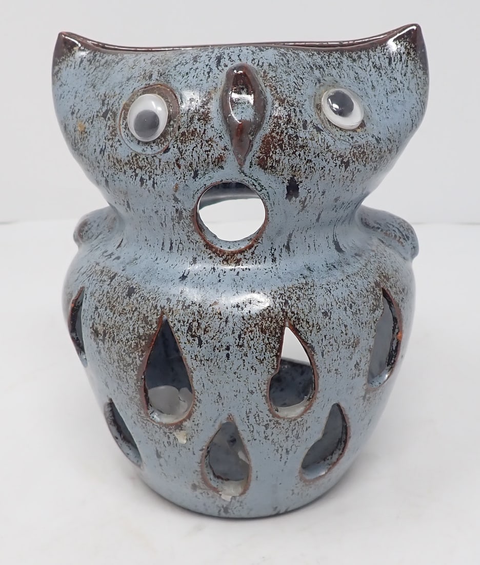 1978 Cole Pottery Owl Luminary: Approx 5 5/8" tall. Shipping available
