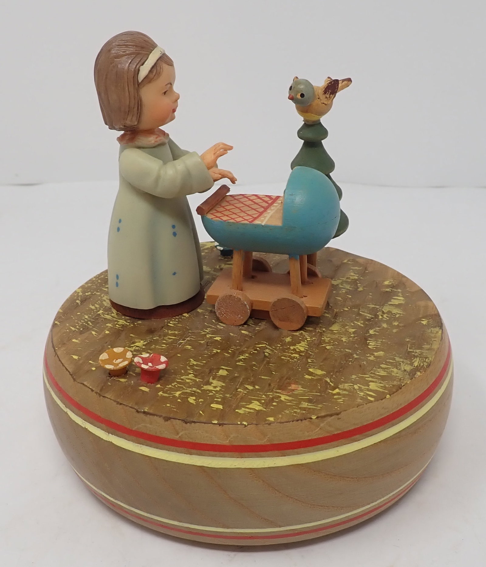 Reuge Music Box: Approx 4 5/8" tall. Shipping available