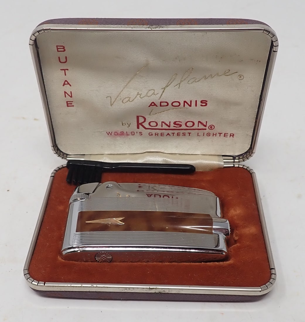Ronson Varaflame Adonis Lighter: Shipping available