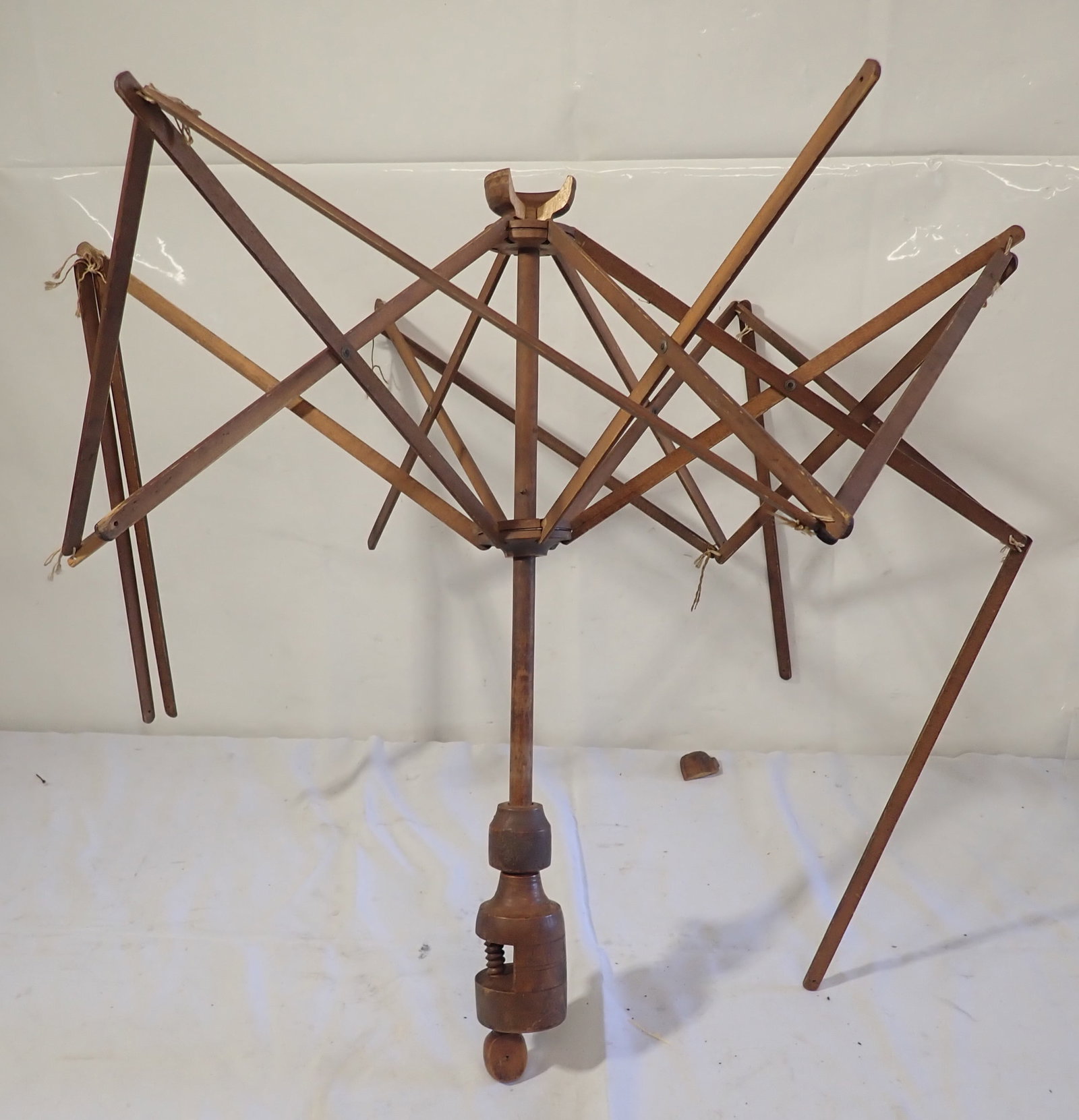Clamp on Wooden Yarn Swift (1 of 6)