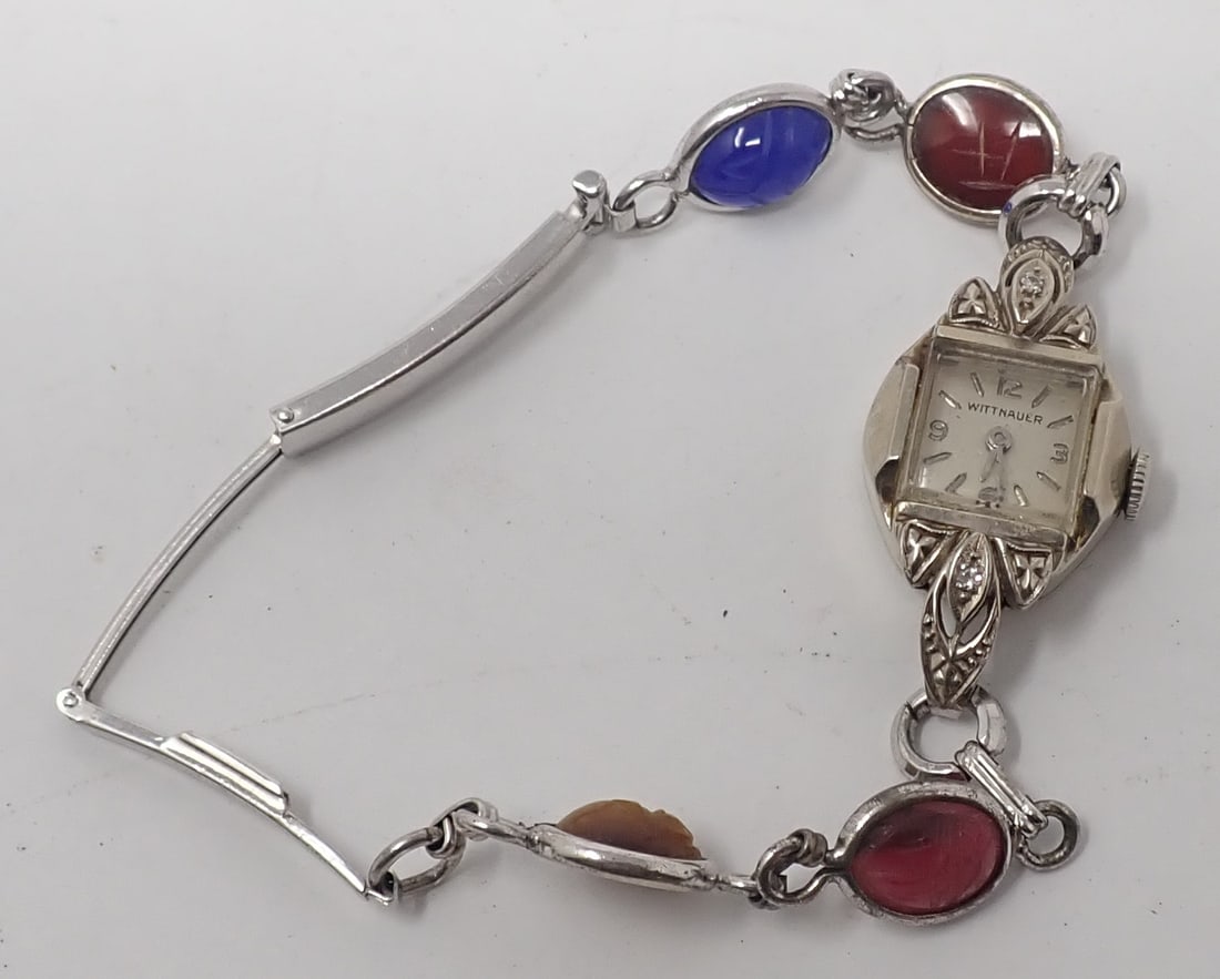Wittnauer Ladies Wristwatch: Shipping available
