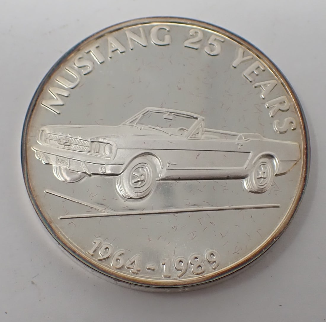 Ford Mustang .999 Silver Round (1 of 4)