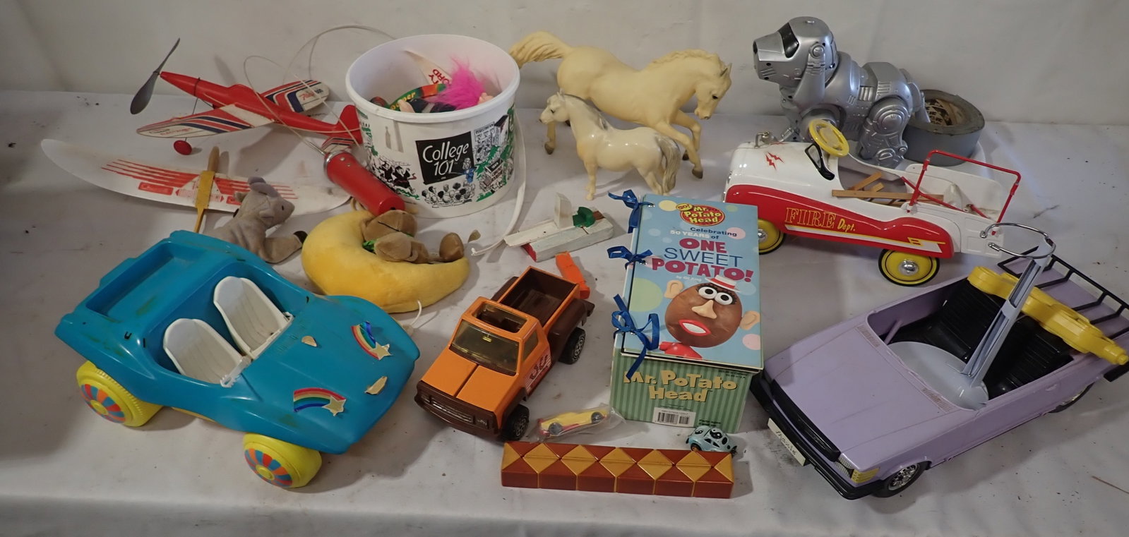 Toys & Misc: Must take all ! No in house shipping