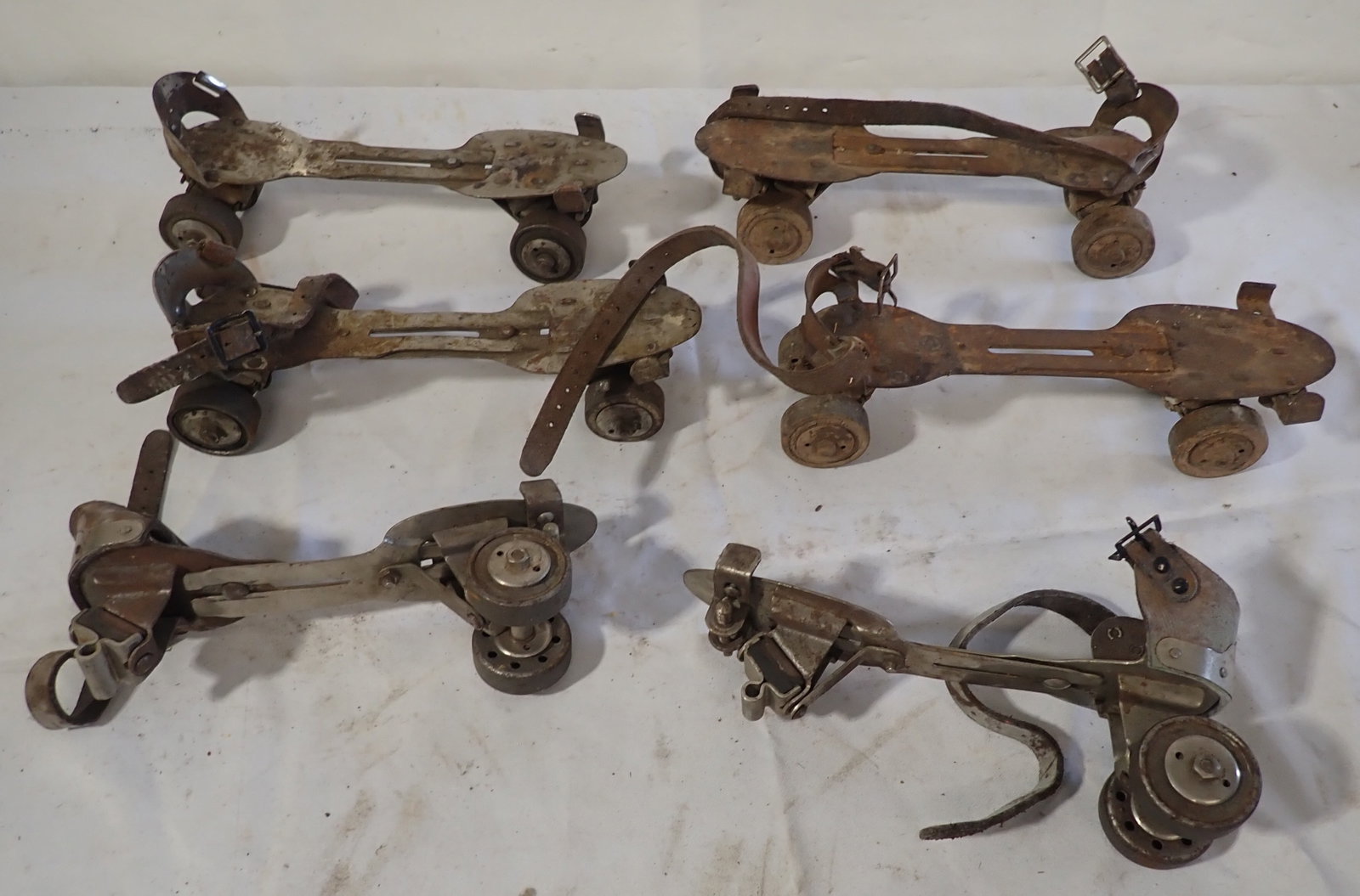 Union Hardware & Misc Roller Skates: Shipping available