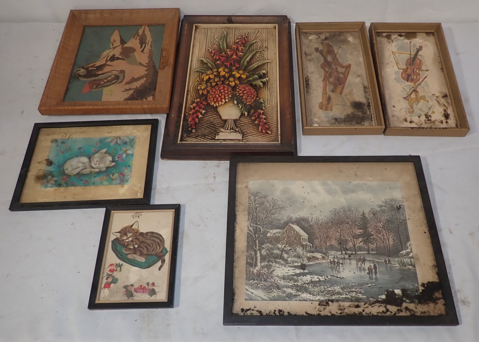 Prints / Misc Wall Art: Largest is approx 12" x 14". Must take all. No in house shipping !
