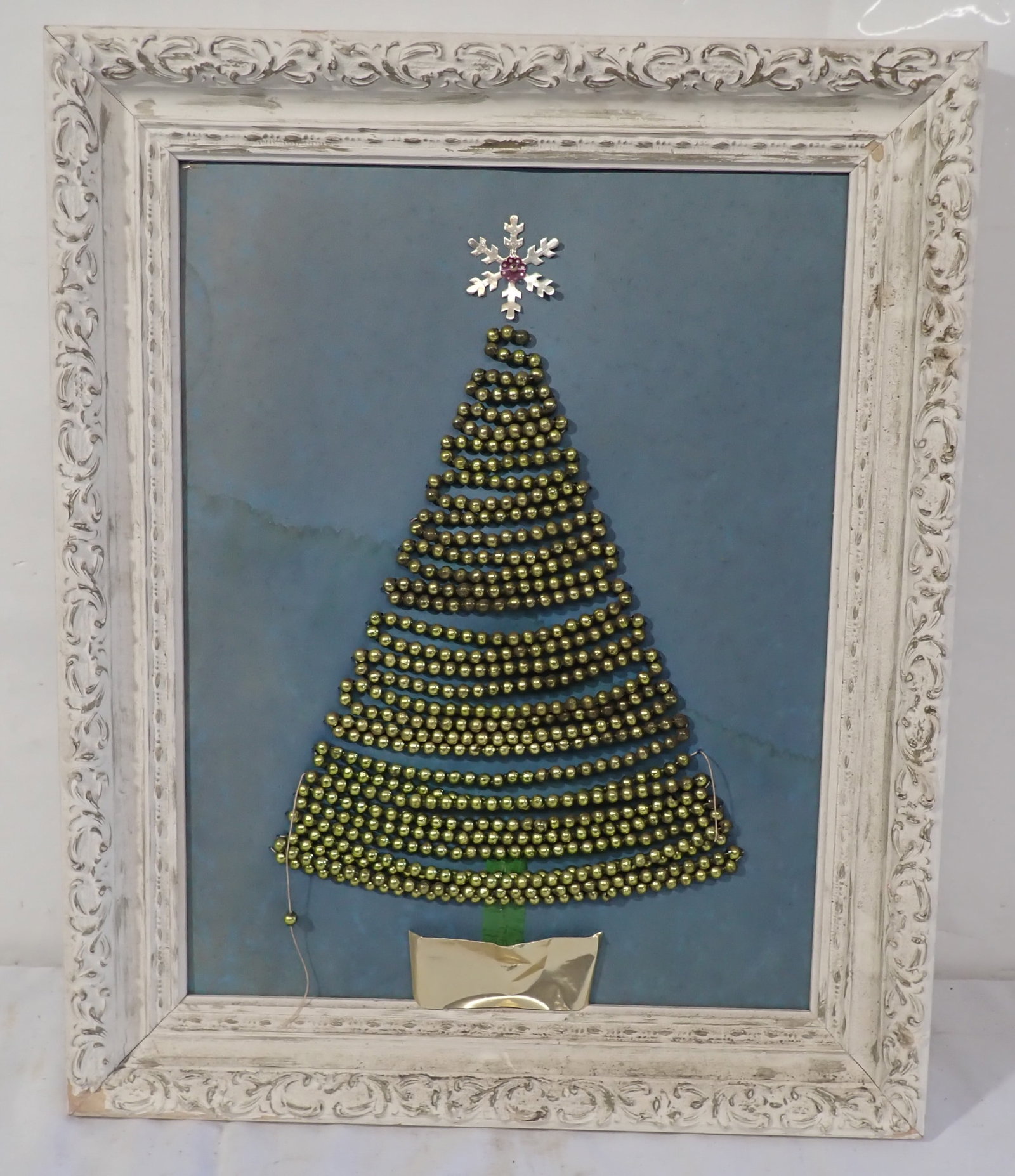 Christmas Beads Tree Framed Wall Art: Approx 17 3/4" x 21 3/4". No in house shipping !