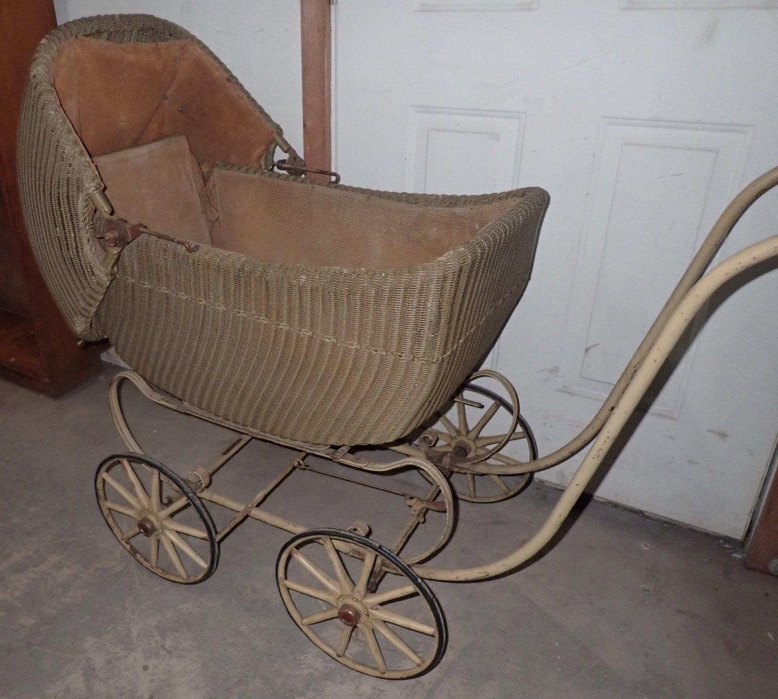 Wicker Stroller - 4