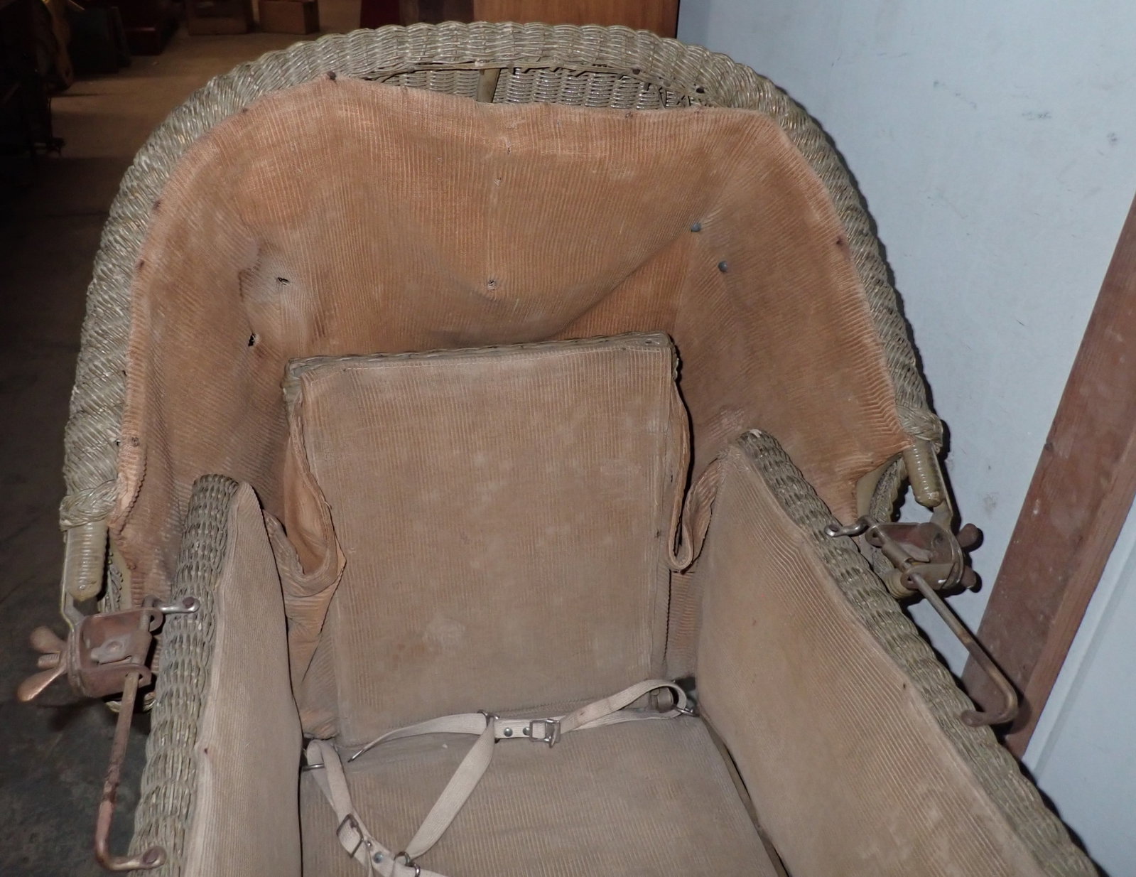 Wicker Stroller - 6
