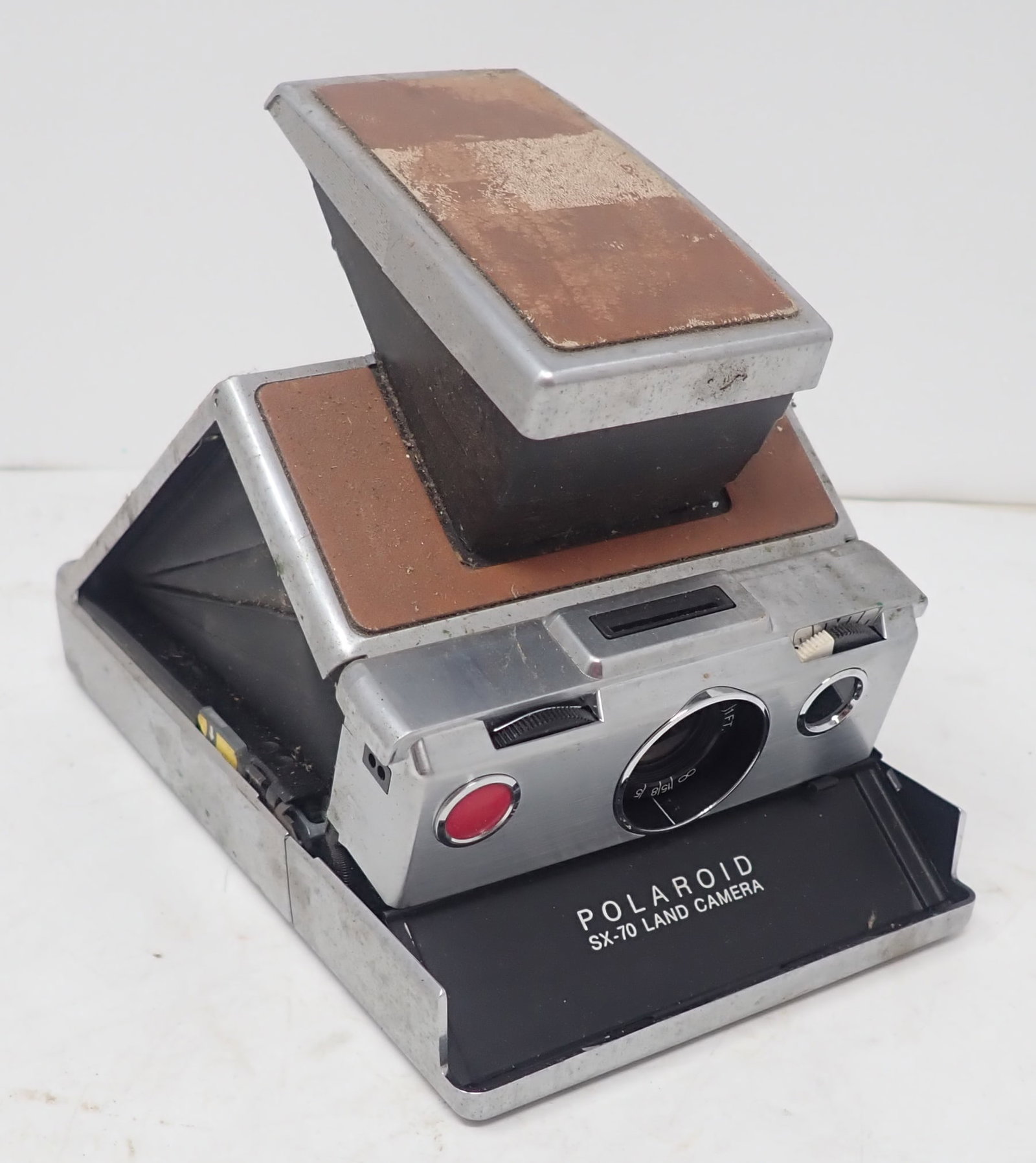 Polaroid SX-70 Land Camera: Shipping available