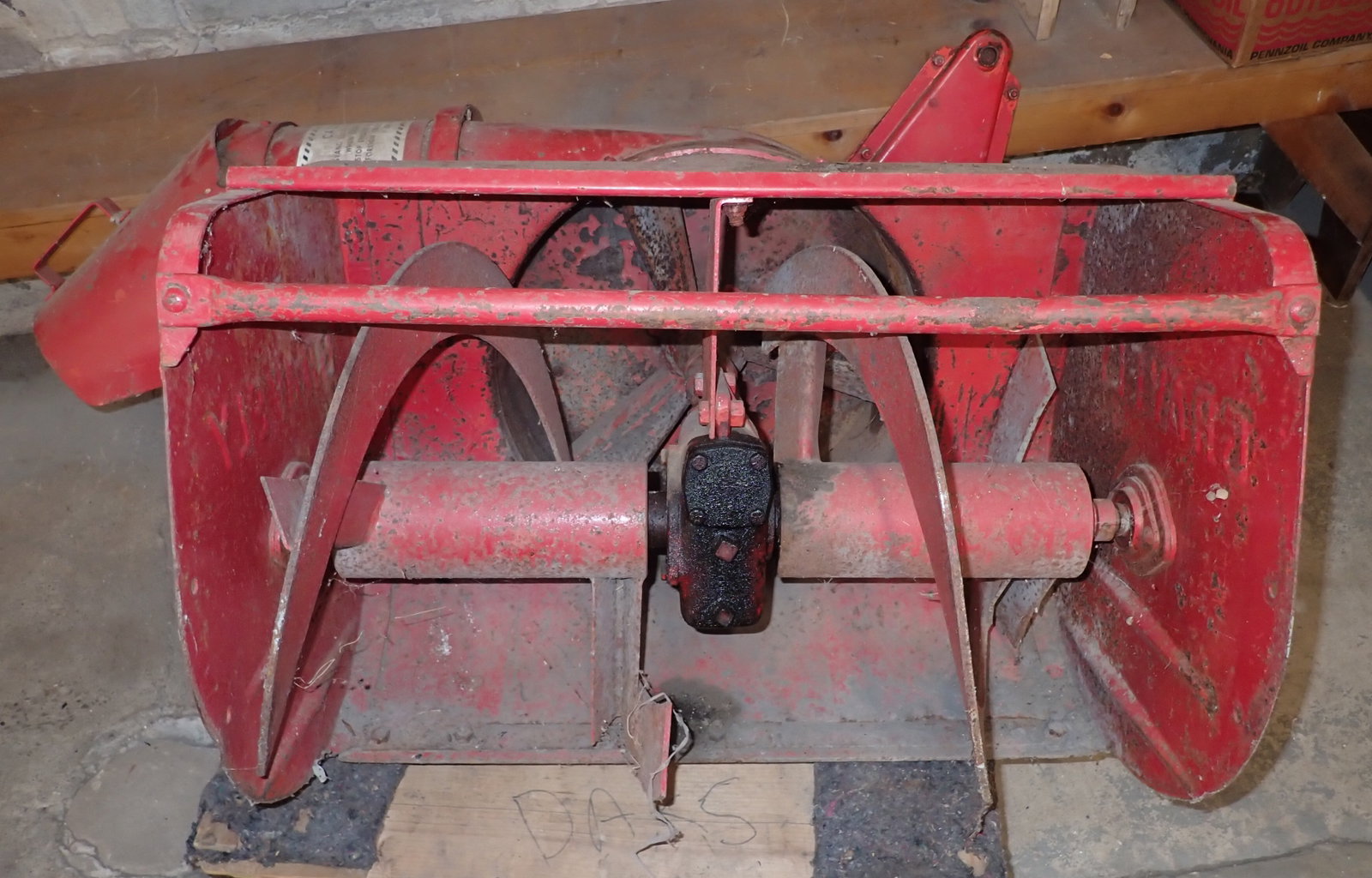 Gravely Snowblower: No in house shipping ! Bring proper help to remove. Dolly is not included