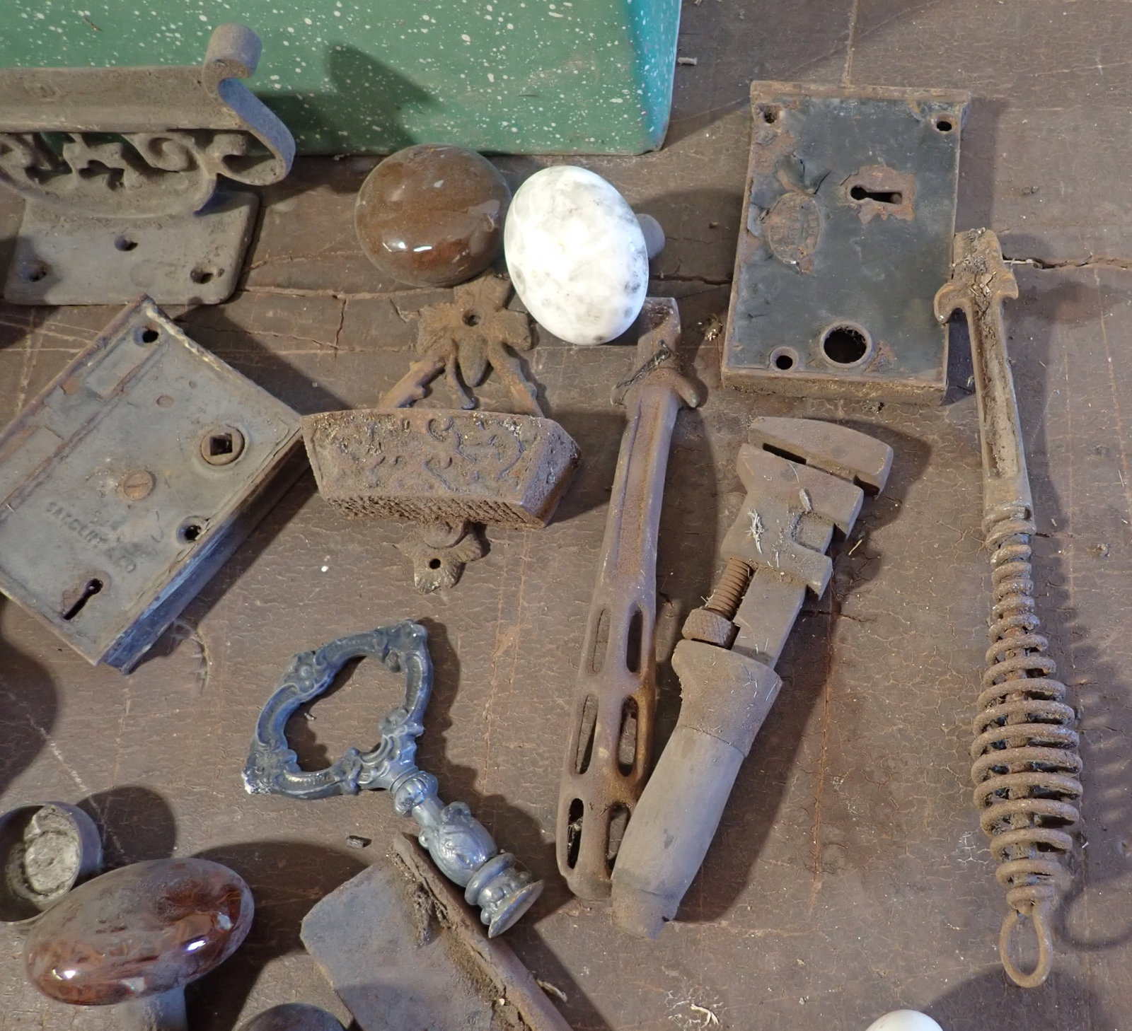 Cooler, Boot Scraper, Door Knobs, Hardware, & Misc - 7