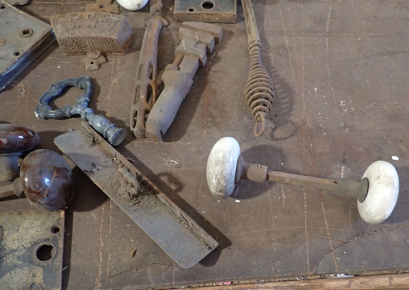 Cooler, Boot Scraper, Door Knobs, Hardware, & Misc - 8