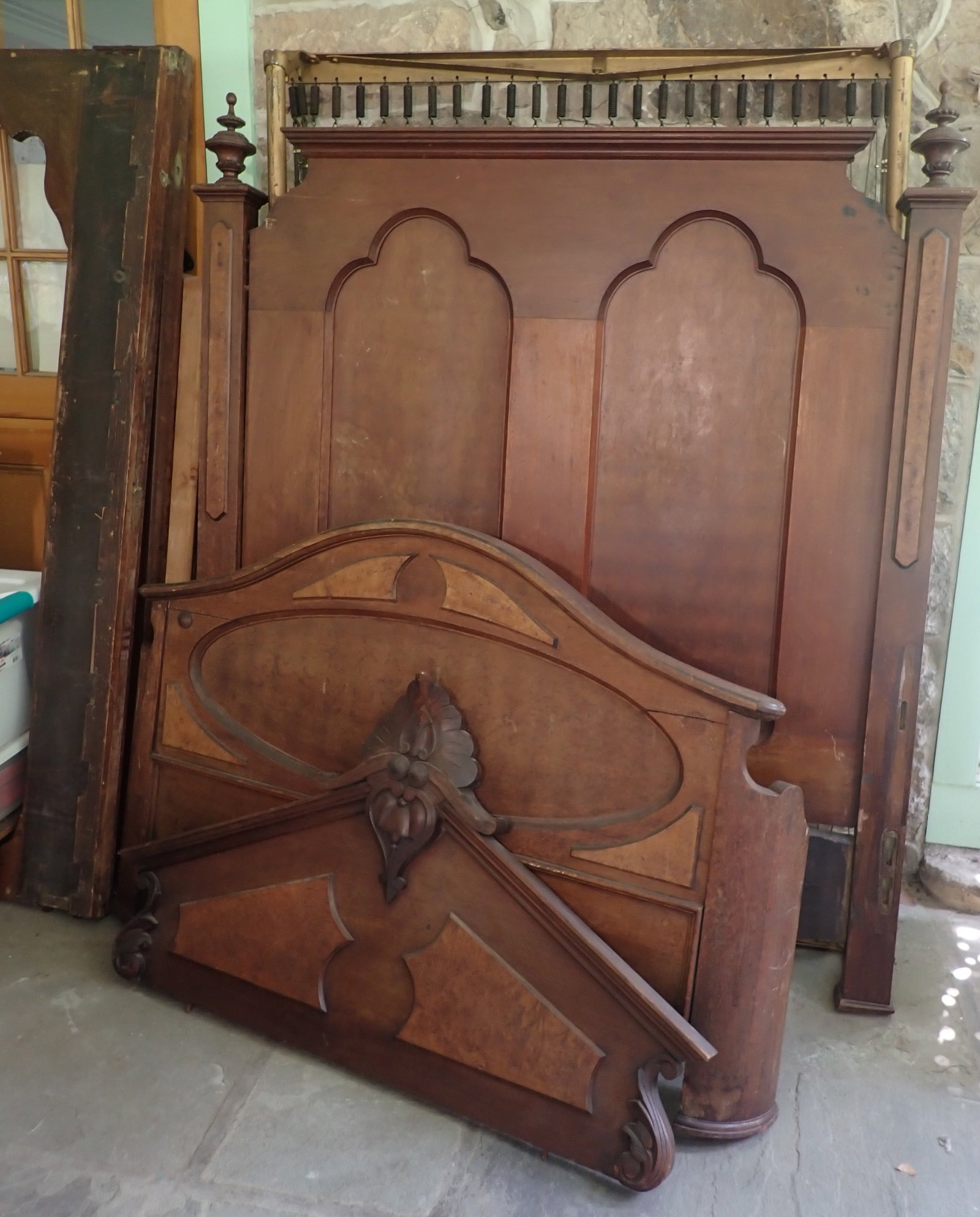 Victorian Bed (1 of 4)