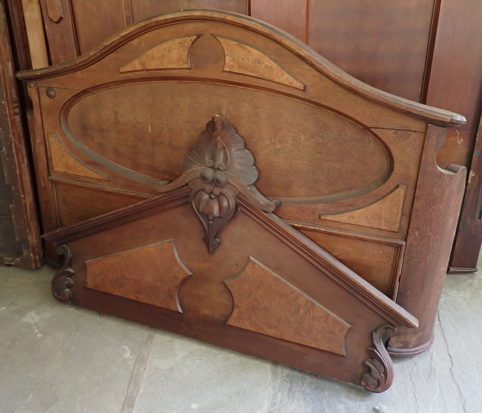 Victorian Bed - 2