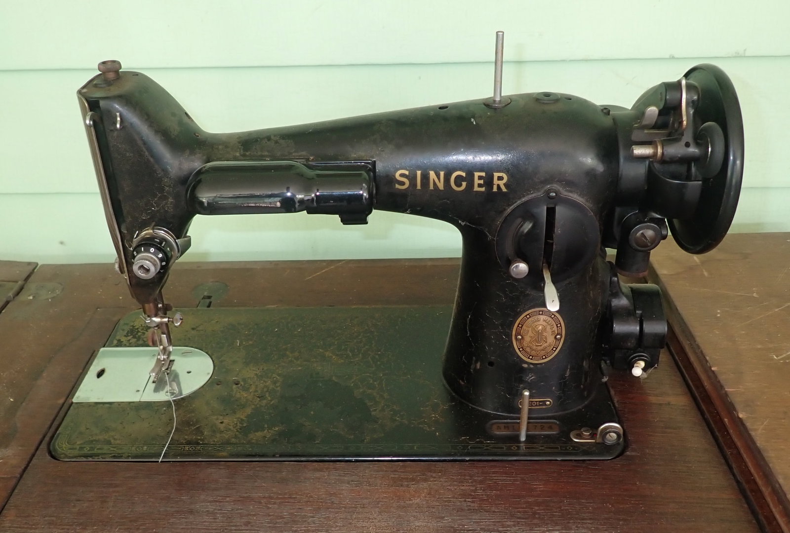 Singer Sewing Machine - 2
