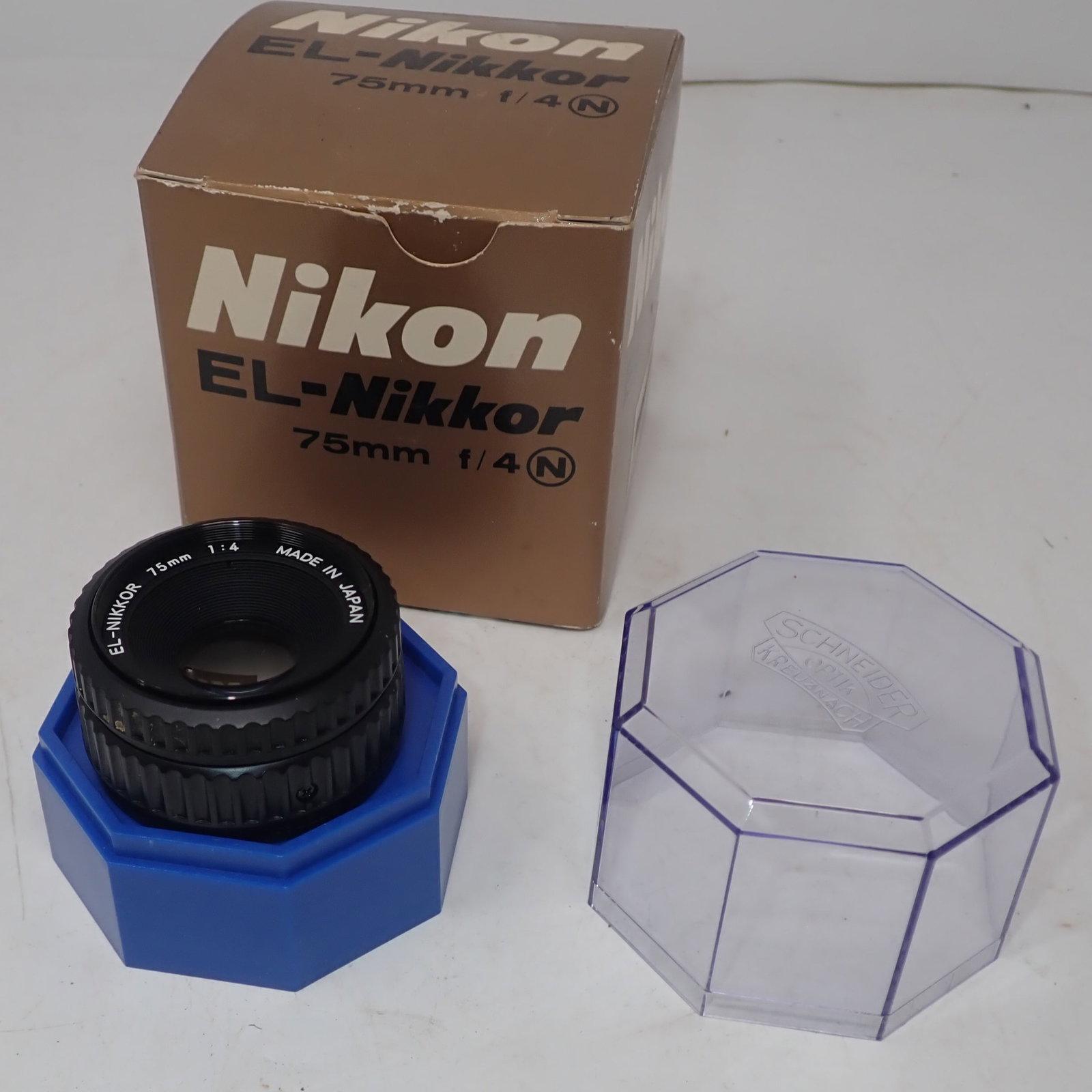 Nikon El-Nikkor 75mm f/4 Lens (1 of 3)