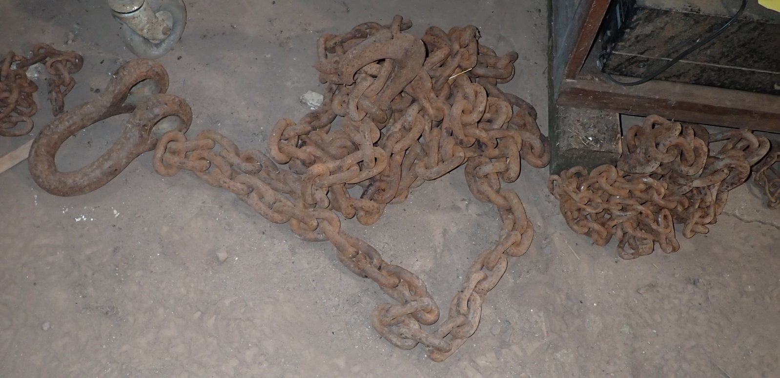 Chains - 3