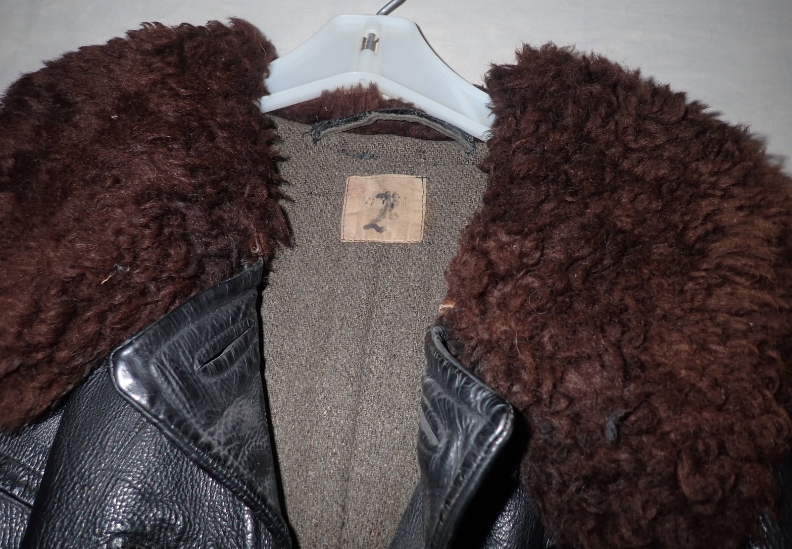 Old Leather Bomber Jacket - 2