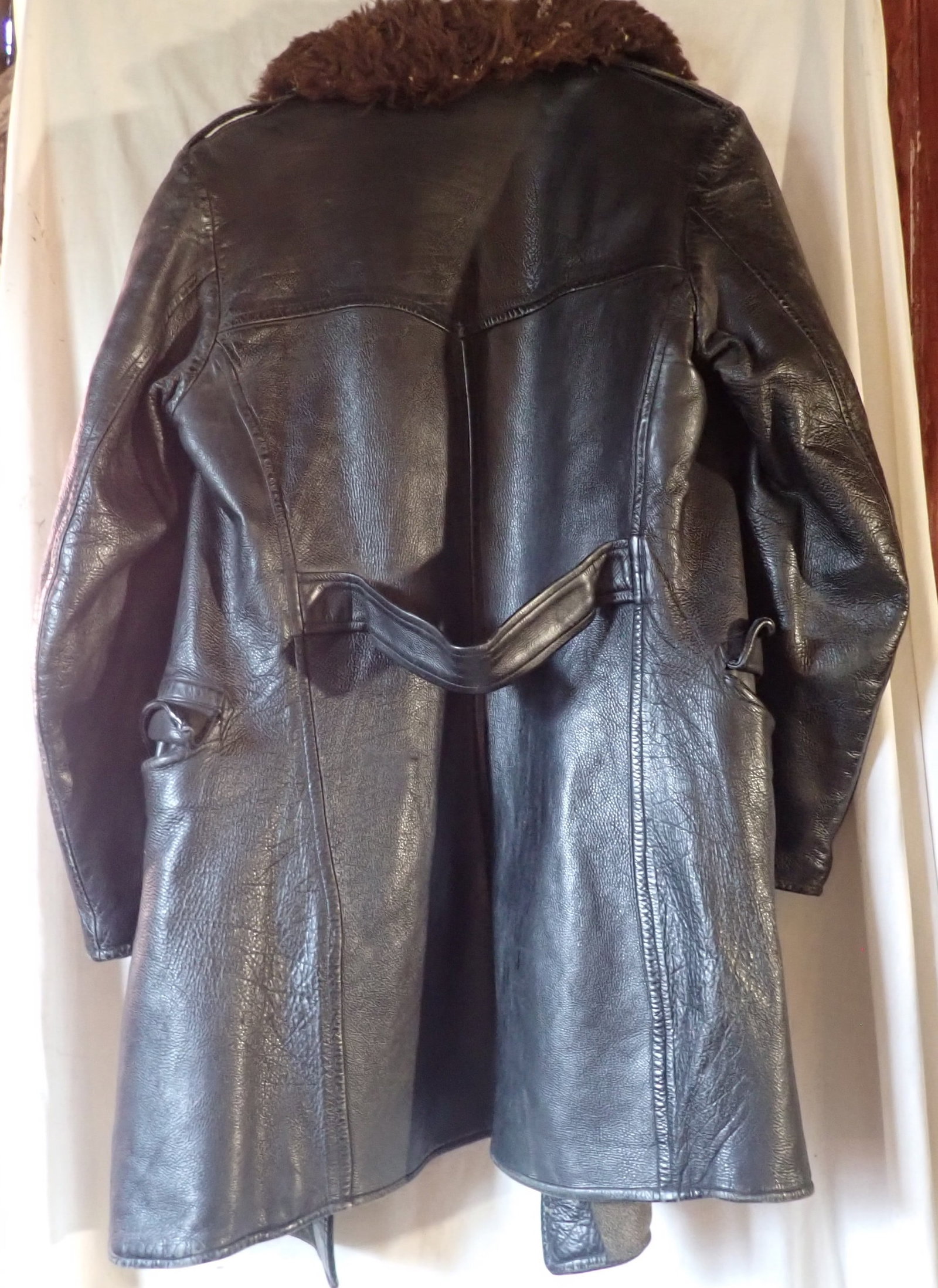 Old Leather Bomber Jacket - 4