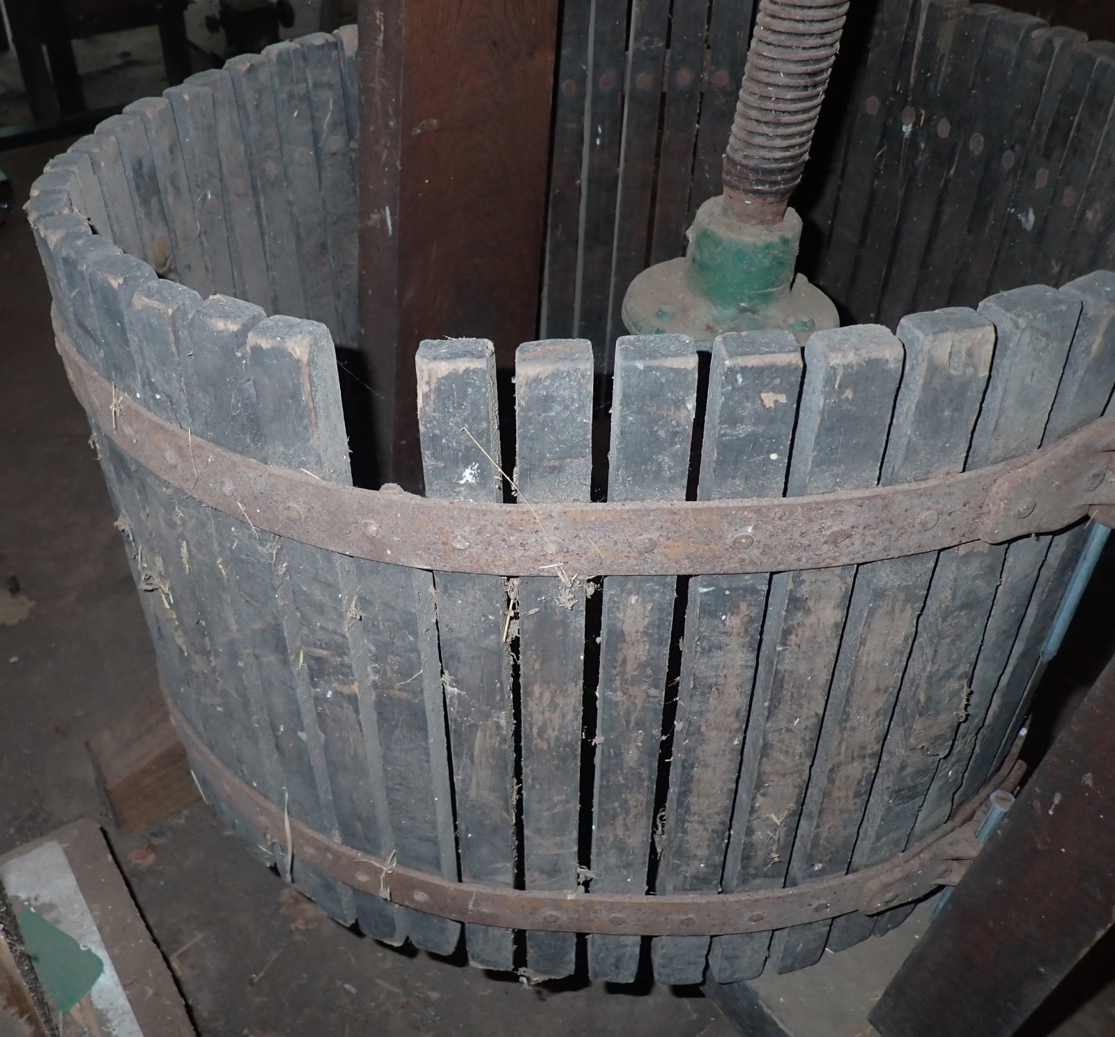 Large Cider Press - 5