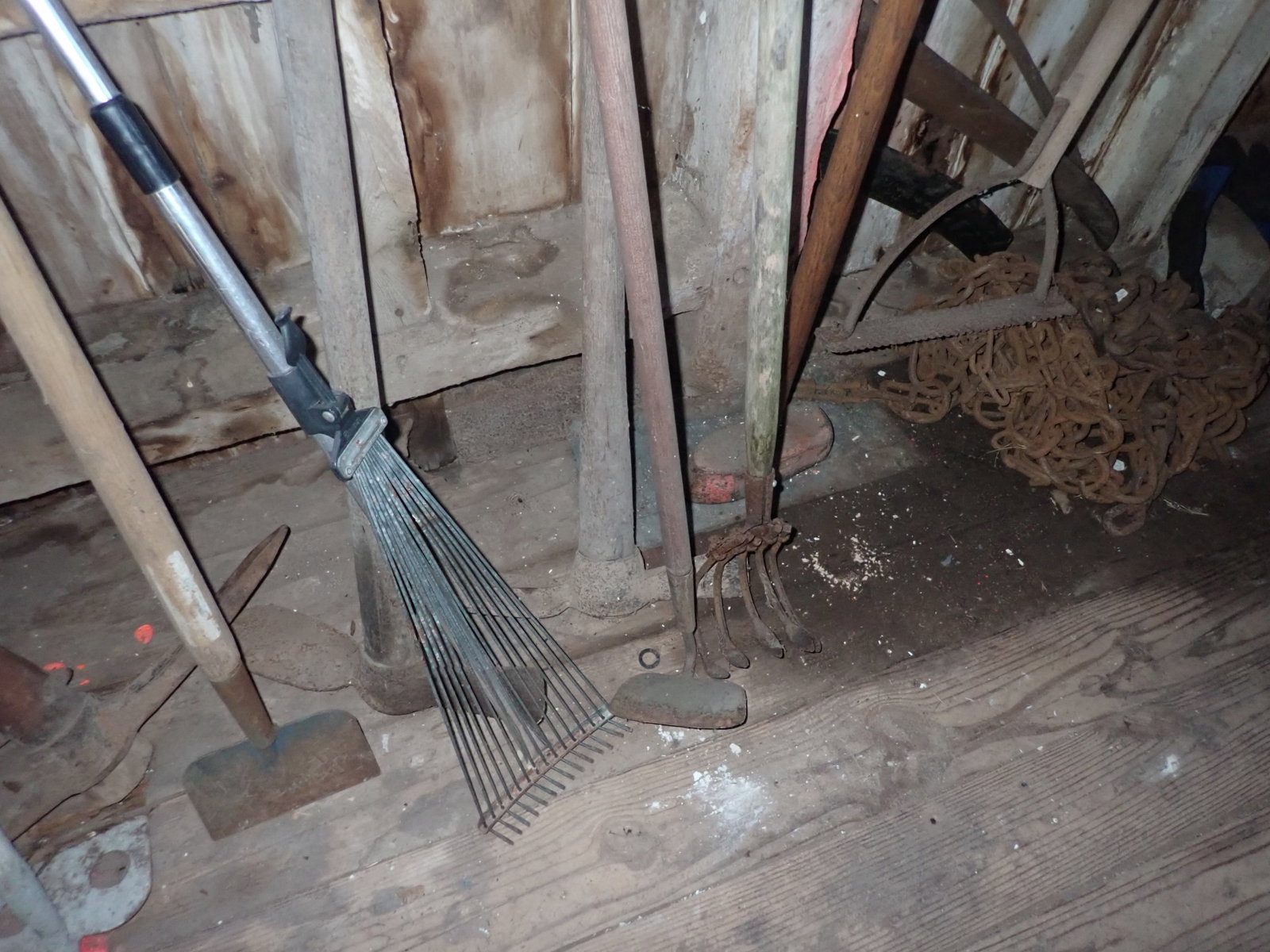 Garden Tools, Hand Tools, Chains, Misc - 8