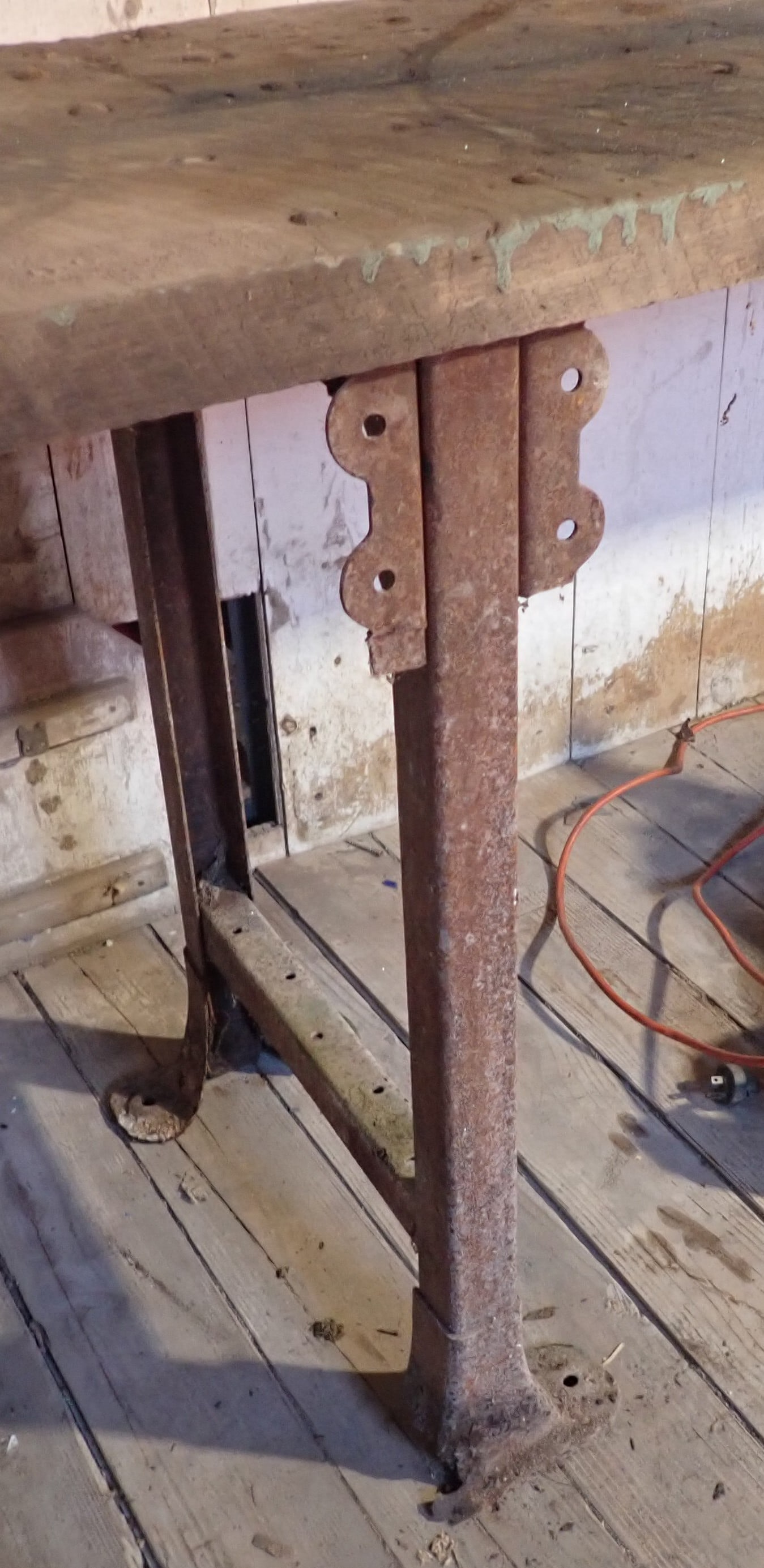 Workbench - 3