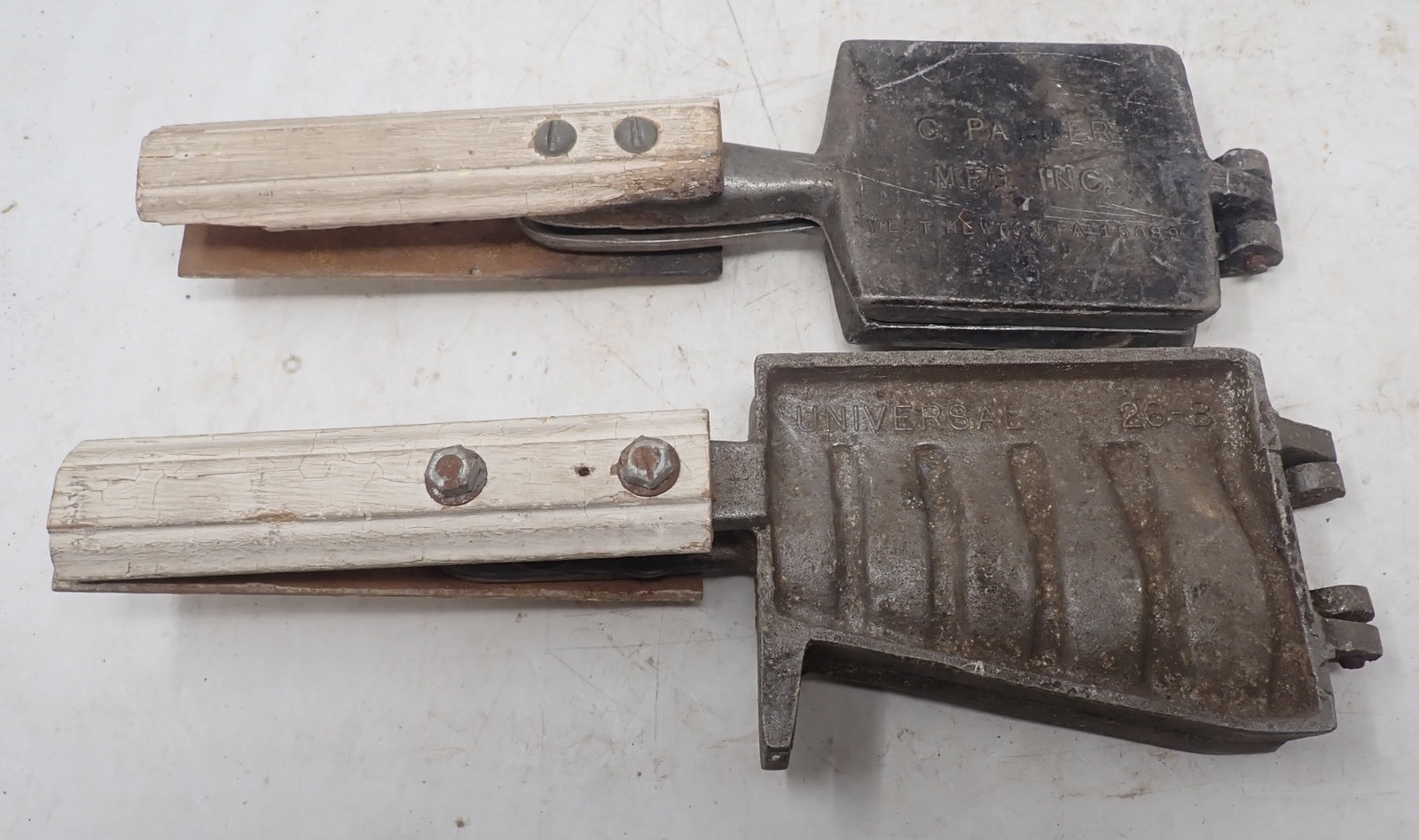 Palmer & Universal 26-B Lead Sinker Molds: 2oz-7oz . Shipping available