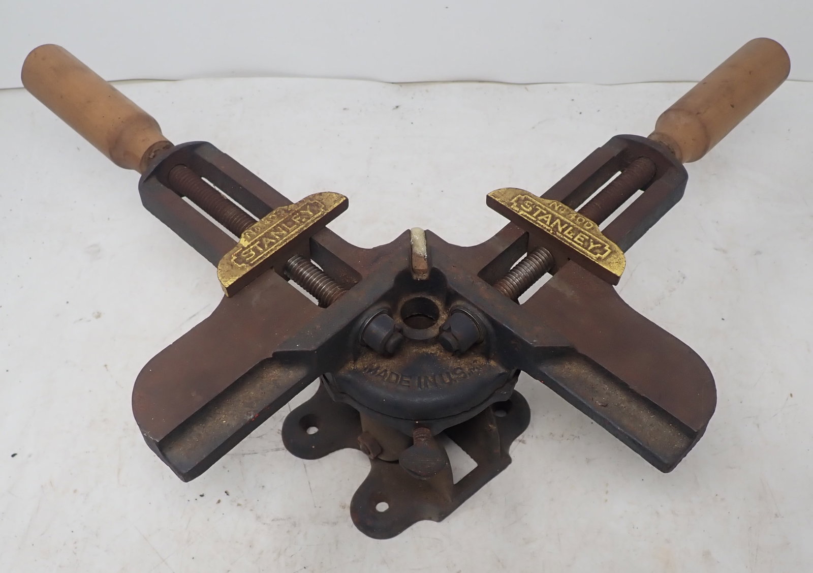 Stanley 400 Miter Picture Frame Vise: Shipping available